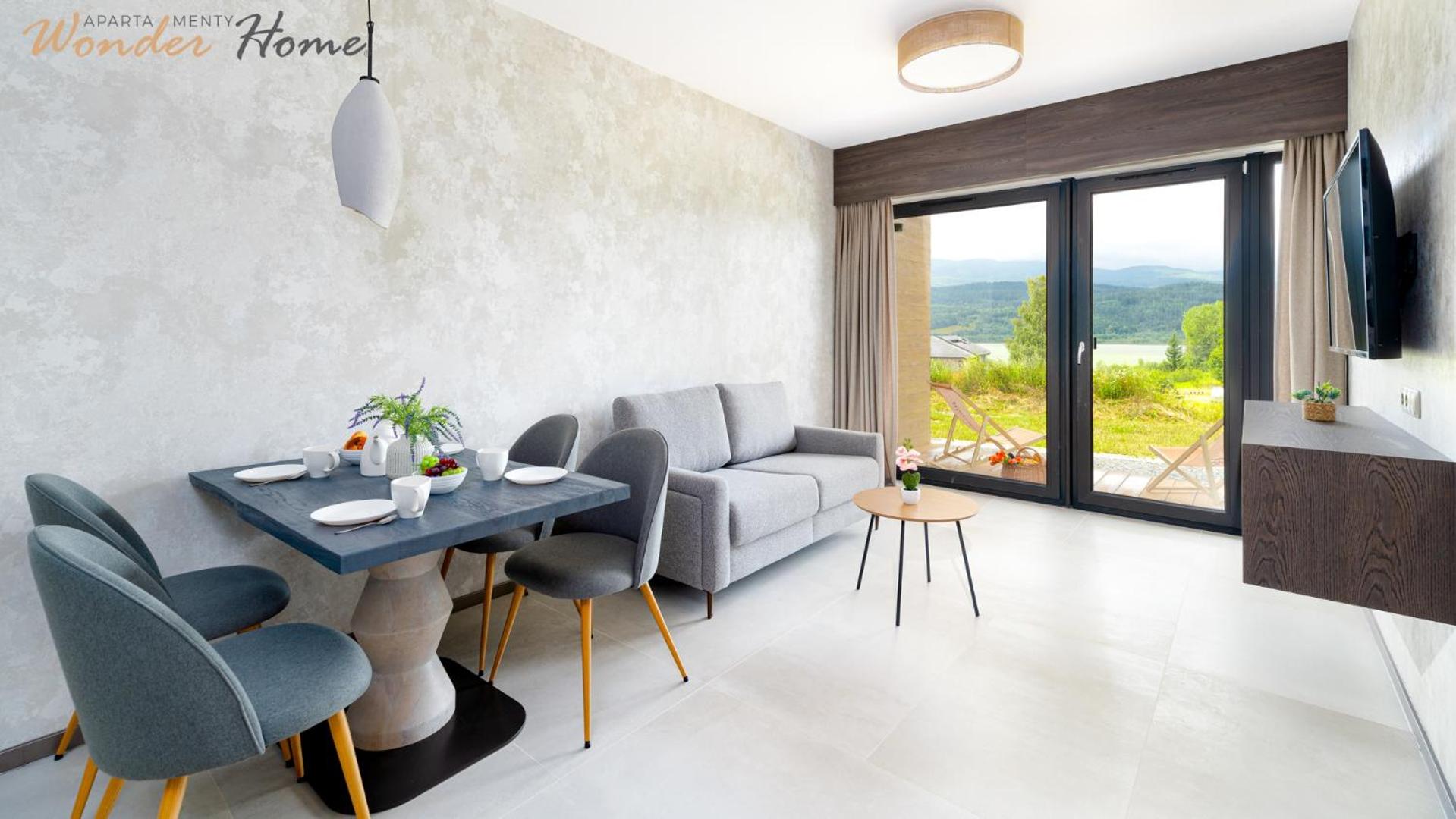 Wonder Hill - bajkowy widok na góry i zalew, strefa wellness na terenie kompleksu