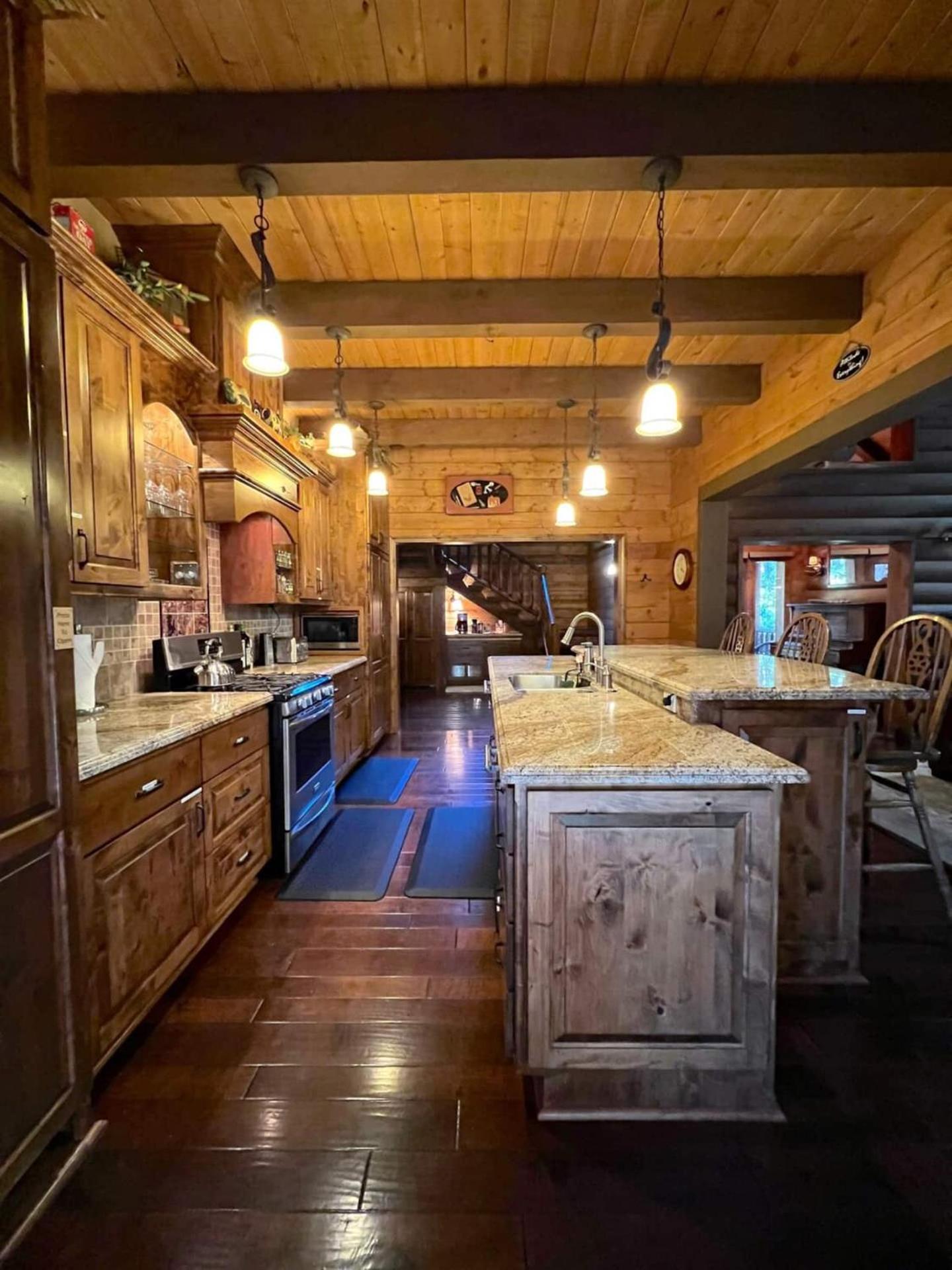 Idyllodge Luxury Creekside Estate 15 Acres