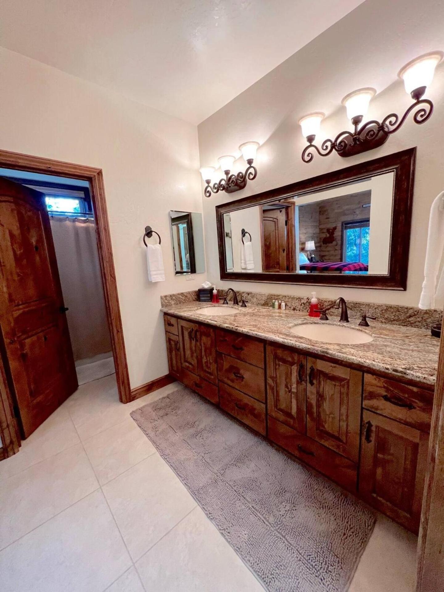 Idyllodge Luxury Creekside Estate 15 Acres