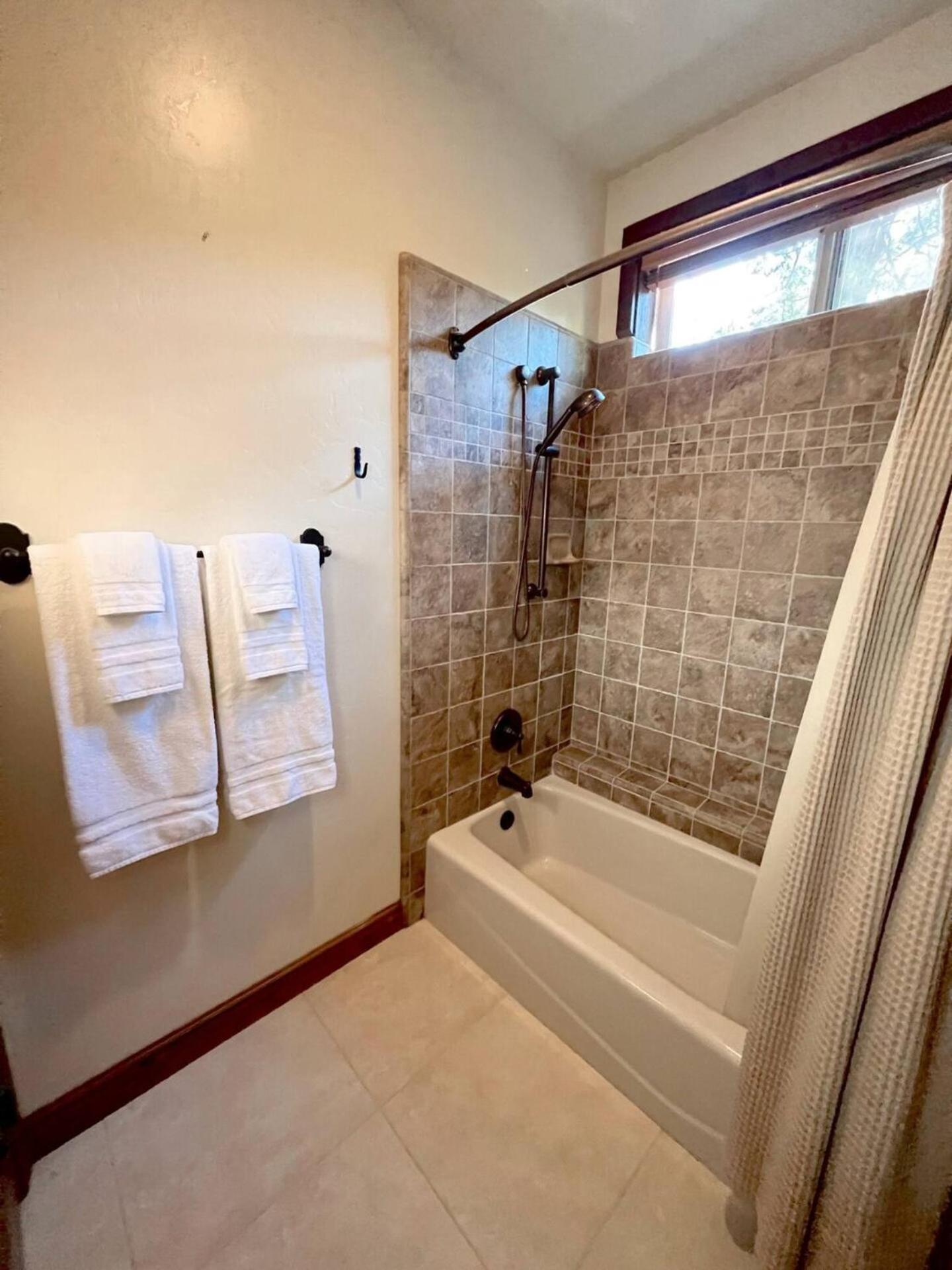 Idyllodge Luxury Creekside Estate 15 Acres