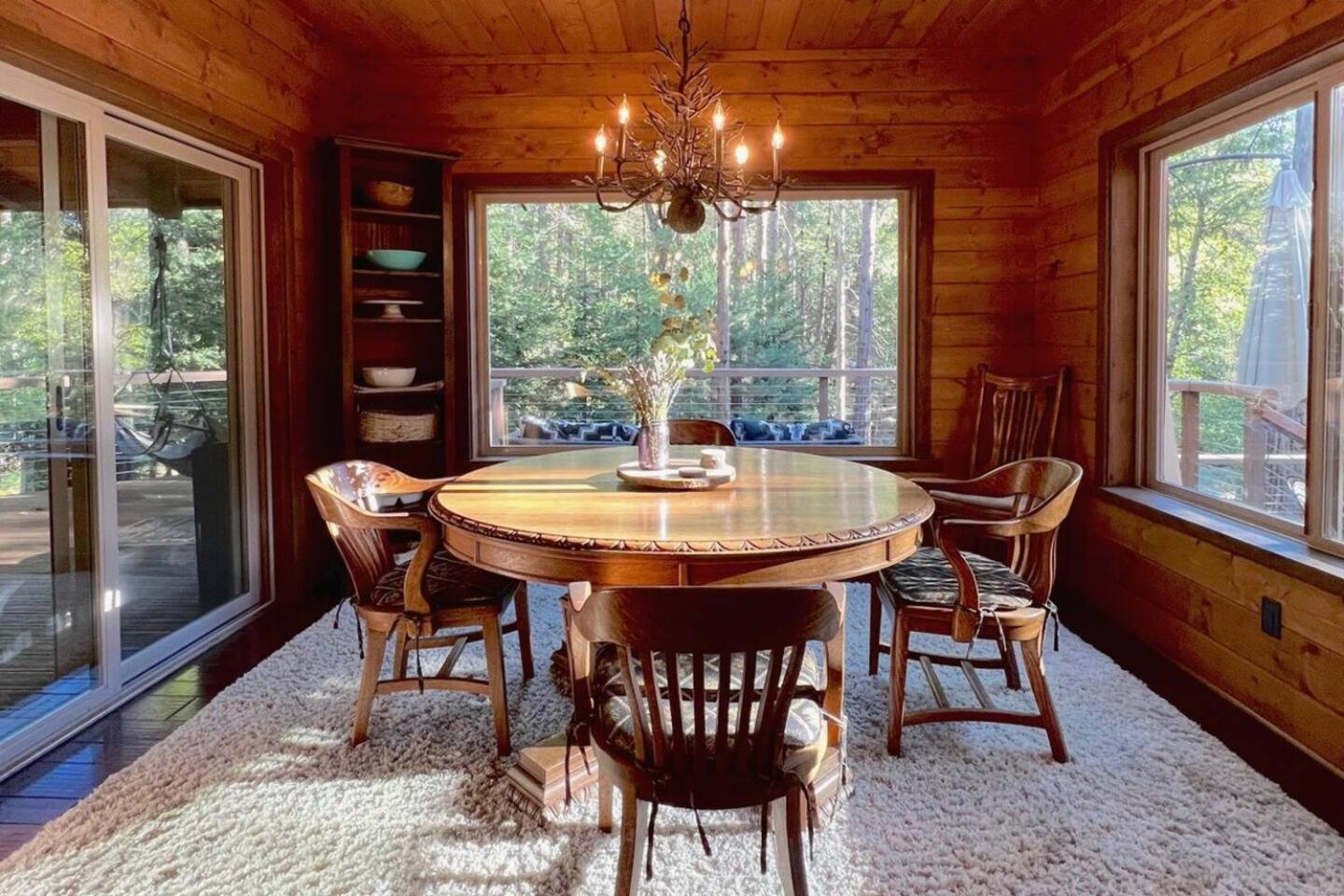 Idyllodge Luxury Creekside Estate 15 Acres
