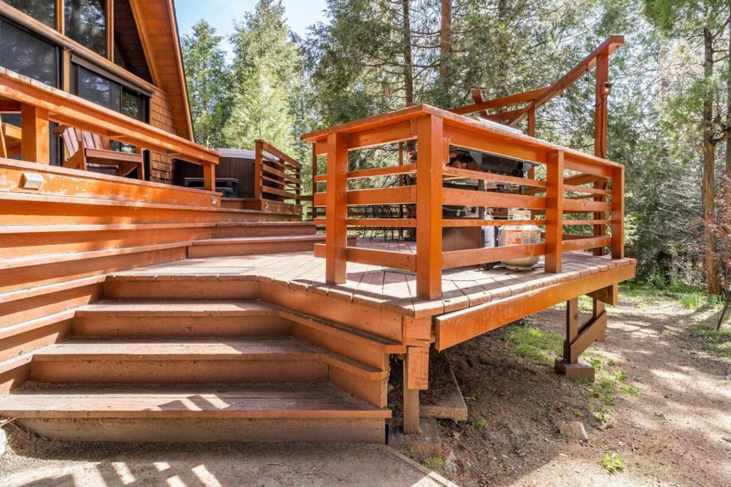 Idyllcove Fenced 13 Acre Mid-Century