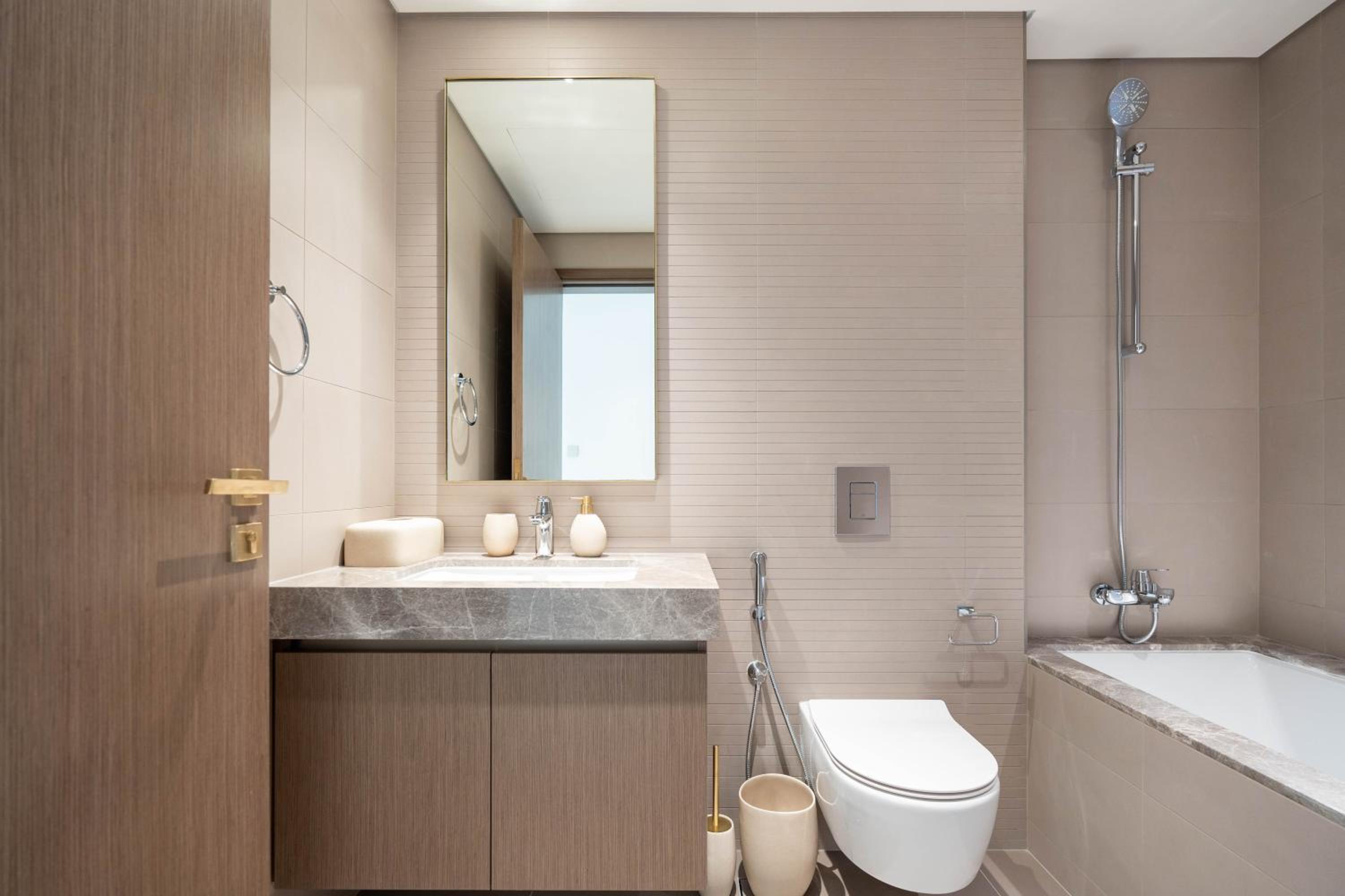 KeyRock - Palm & Sea View Apt at Grand Bleu