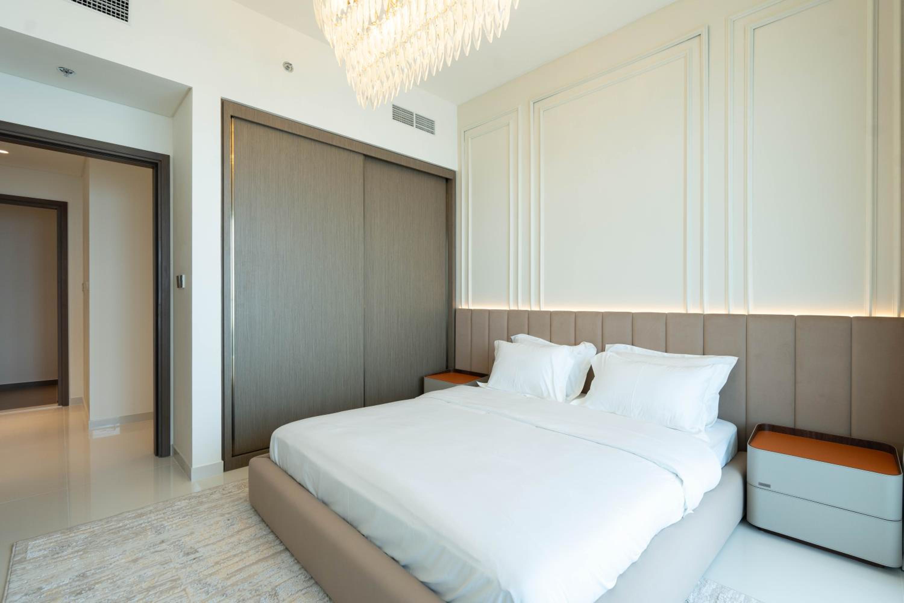 KeyRock - Palm & Sea View Apt at Grand Bleu