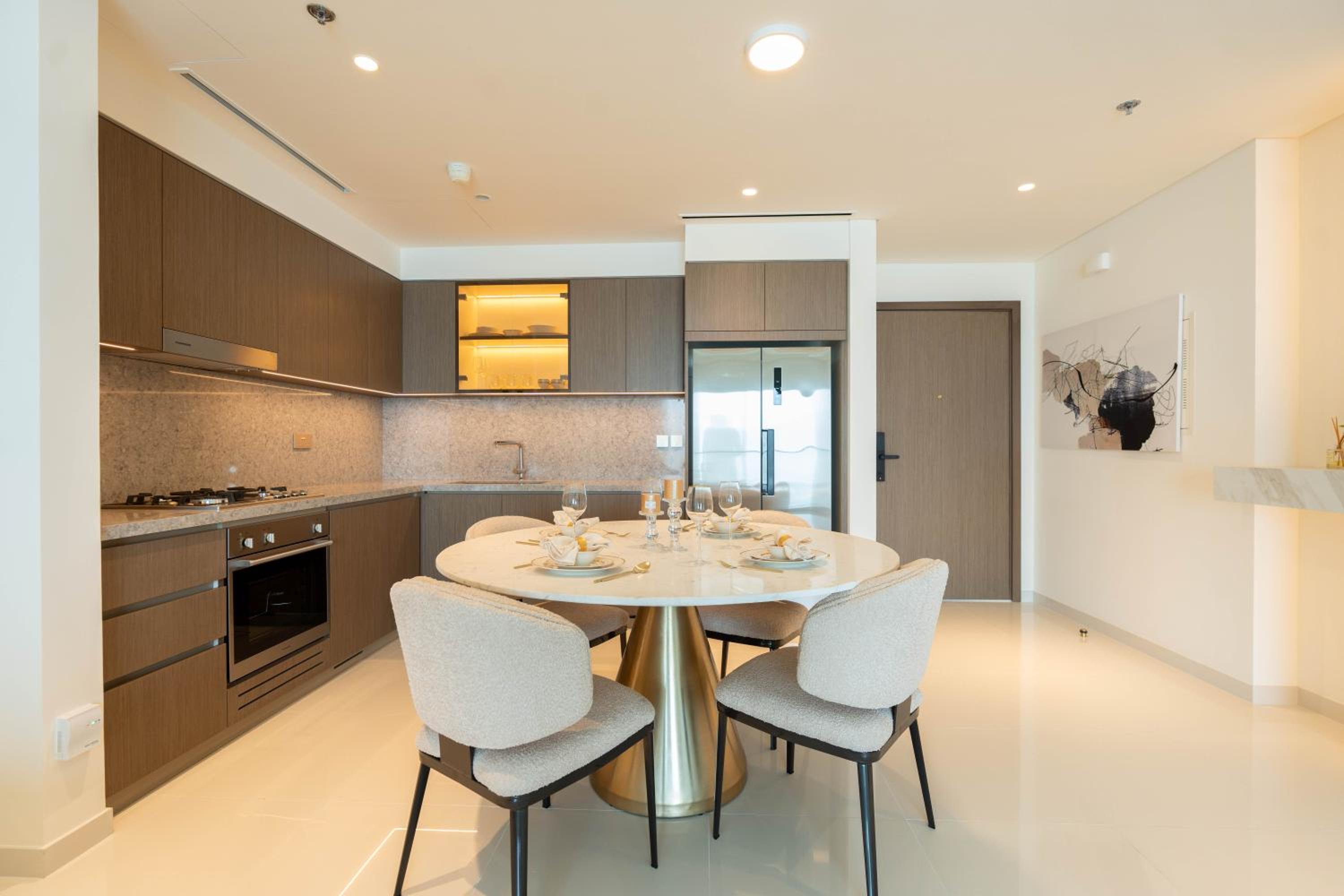 KeyRock - Palm & Sea View Apt at Grand Bleu