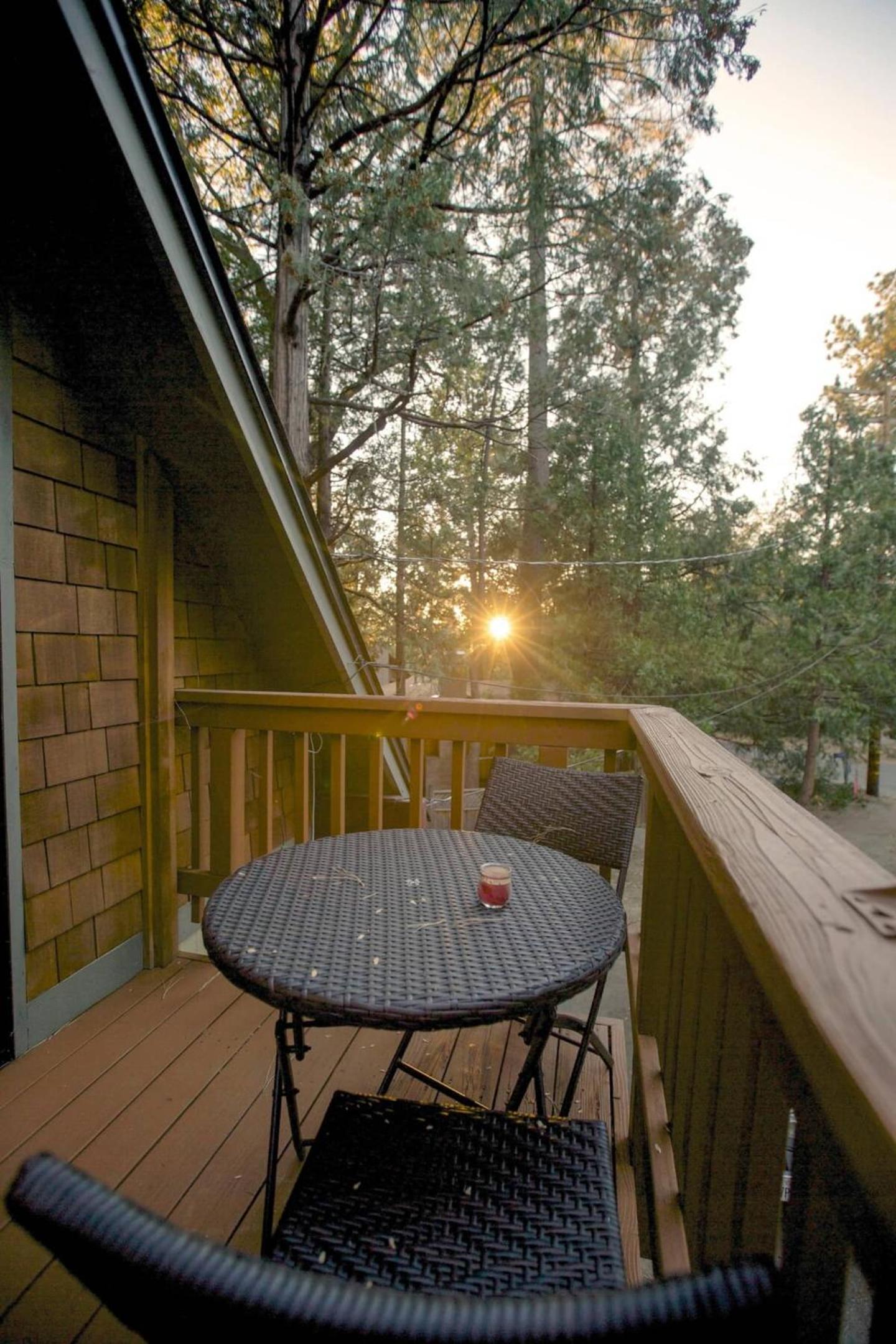 Idyllbrook Brookside Gazebo Fenced Deck, EV