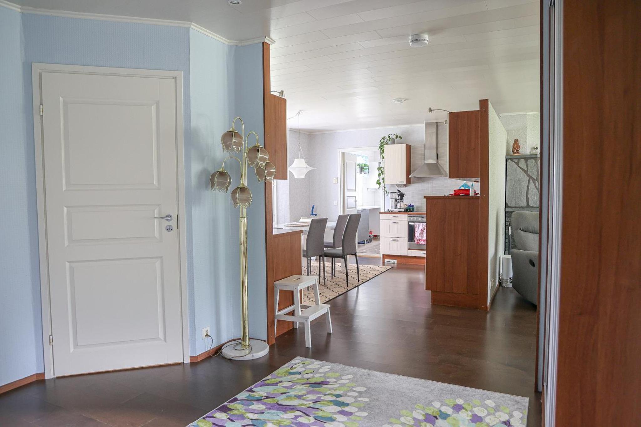 Villa Korpieukko By BookLapland