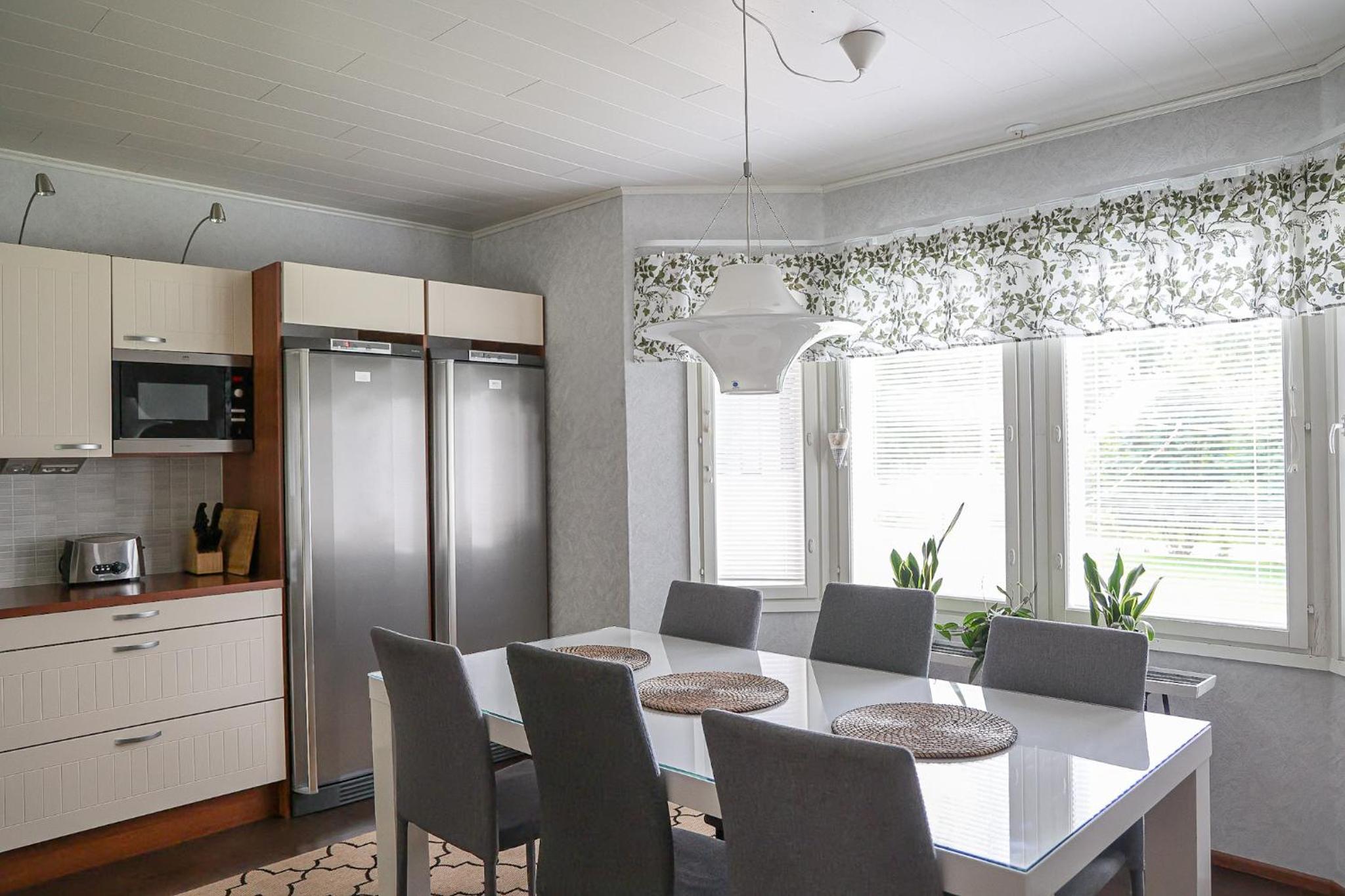 Villa Korpieukko By BookLapland