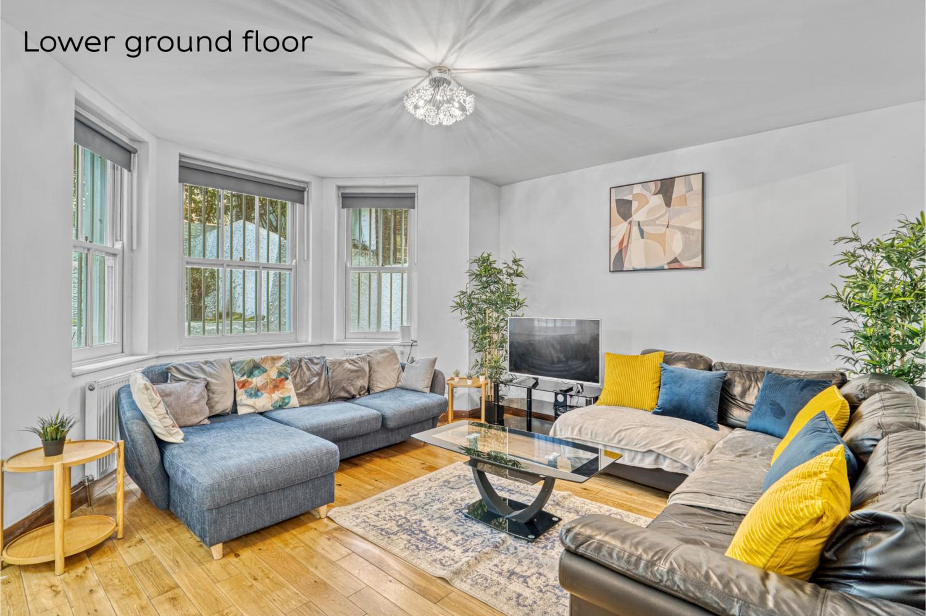 Charming 3BR by Redcliffe Gdns