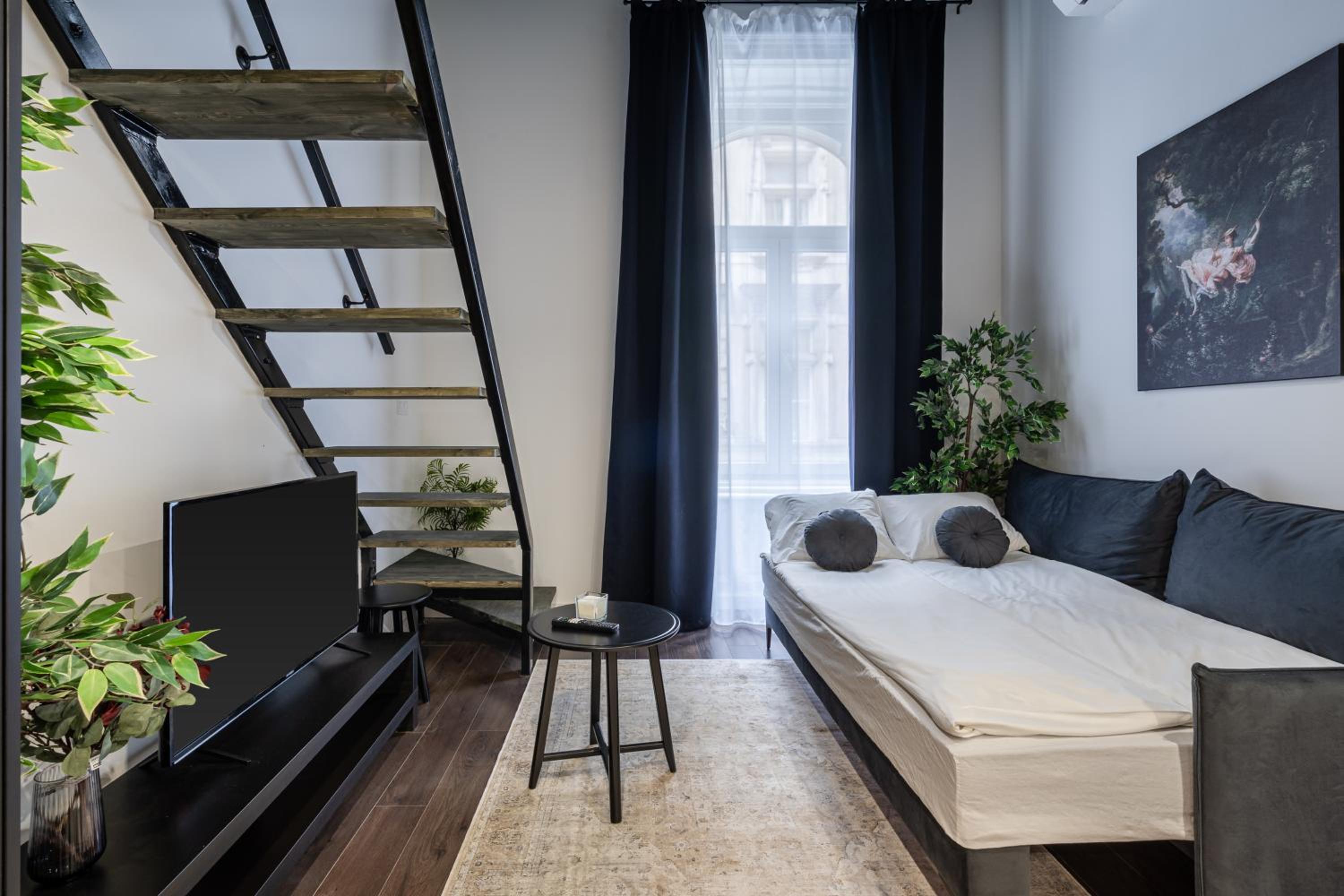 E41 - Trendy Boutique Apartments - Prime Spot by BQA