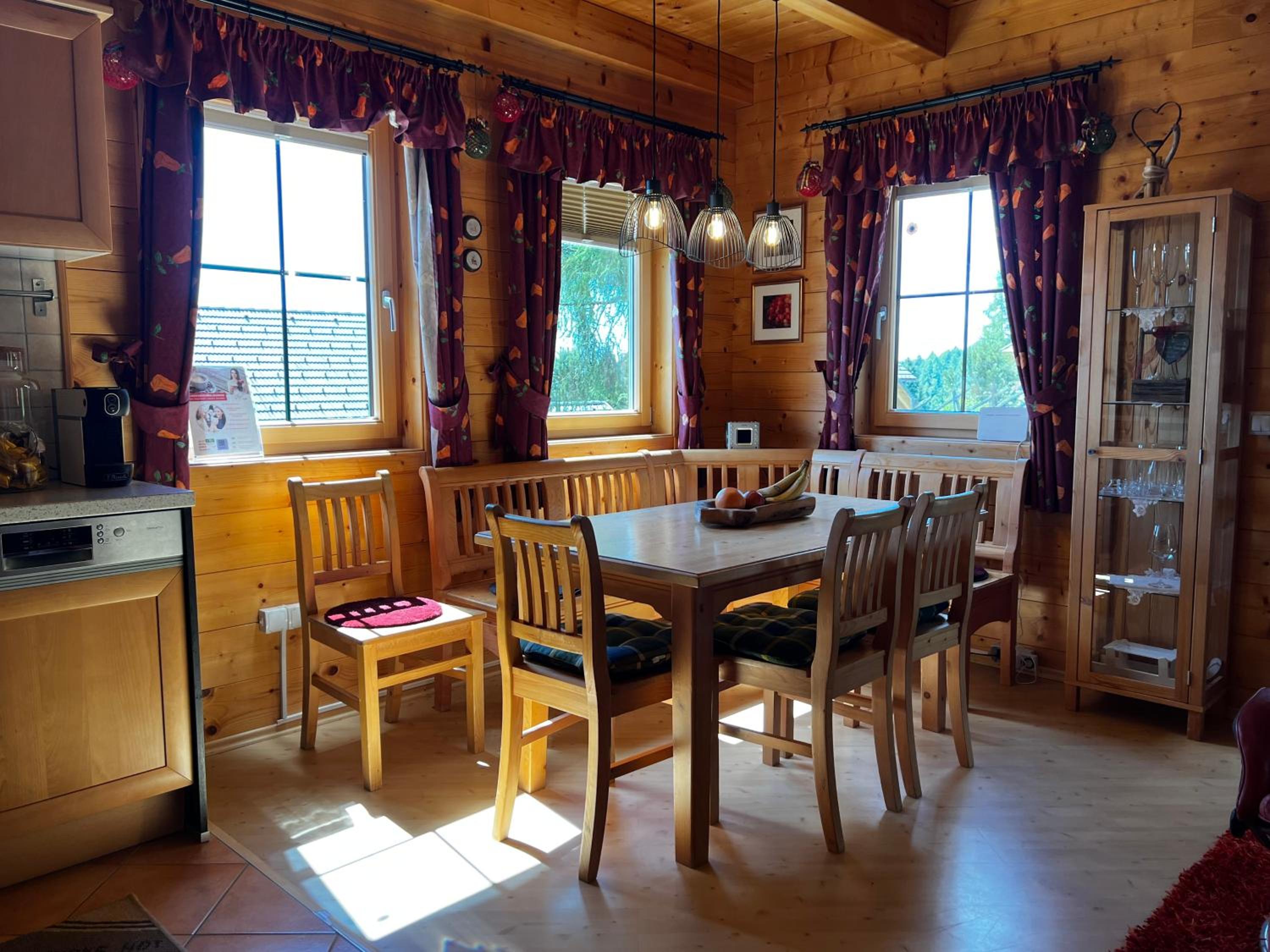 Chalet mit Sauna und Hot Tub