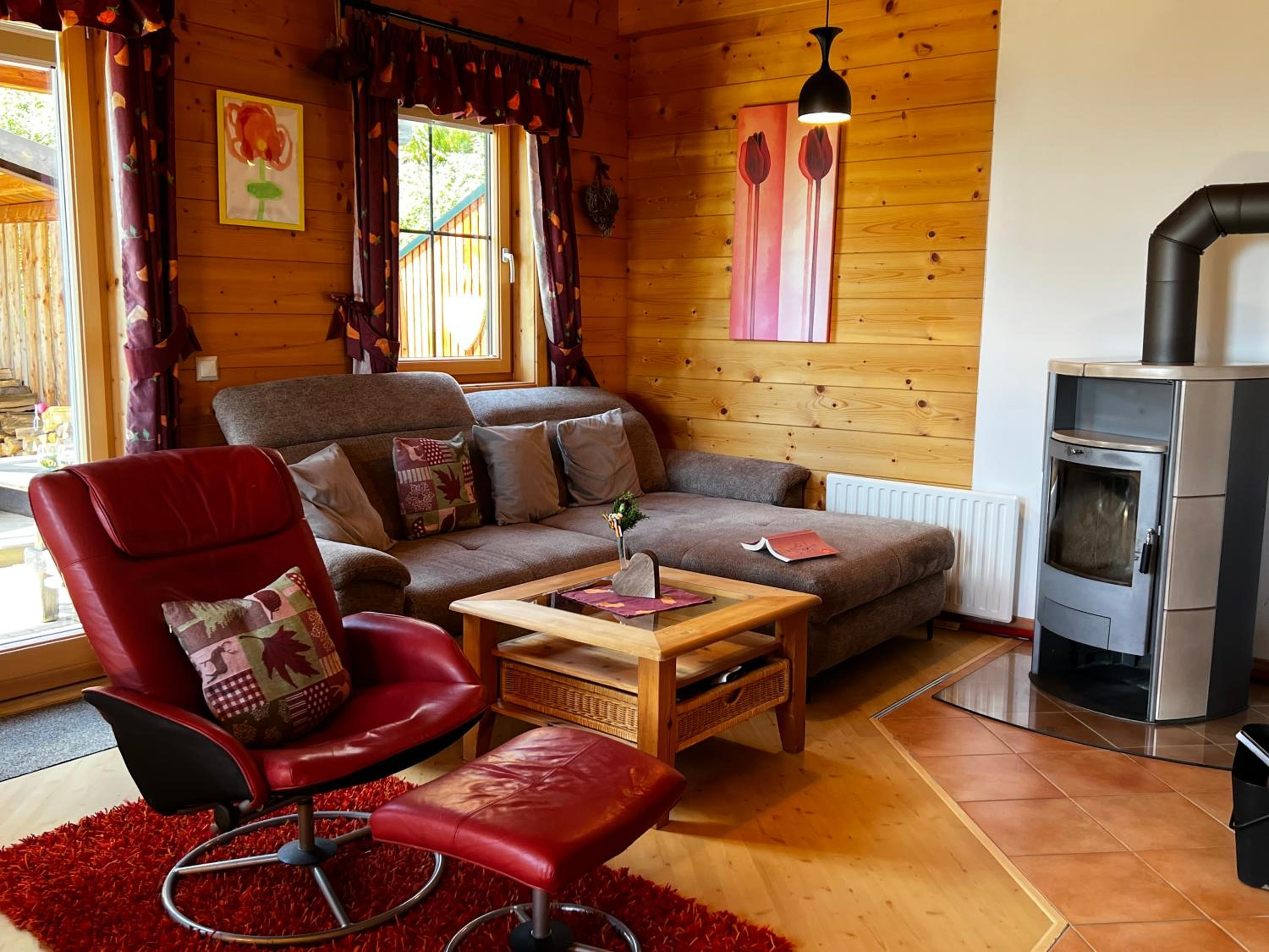 Chalet mit Sauna und Hot Tub