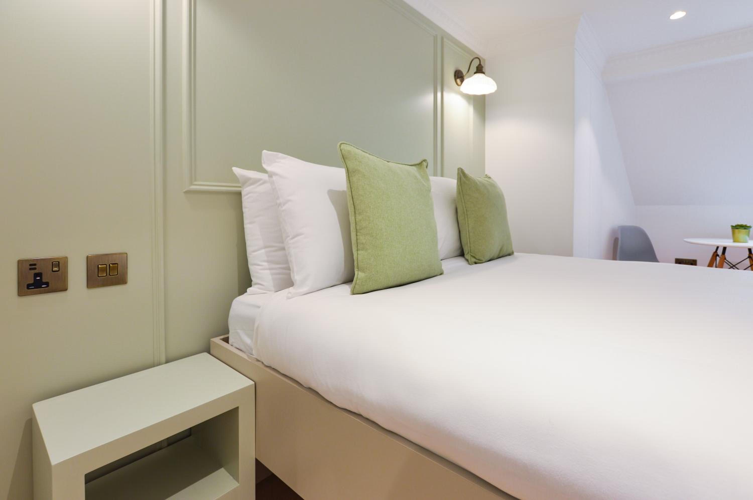Leather Lane Concept Apartments