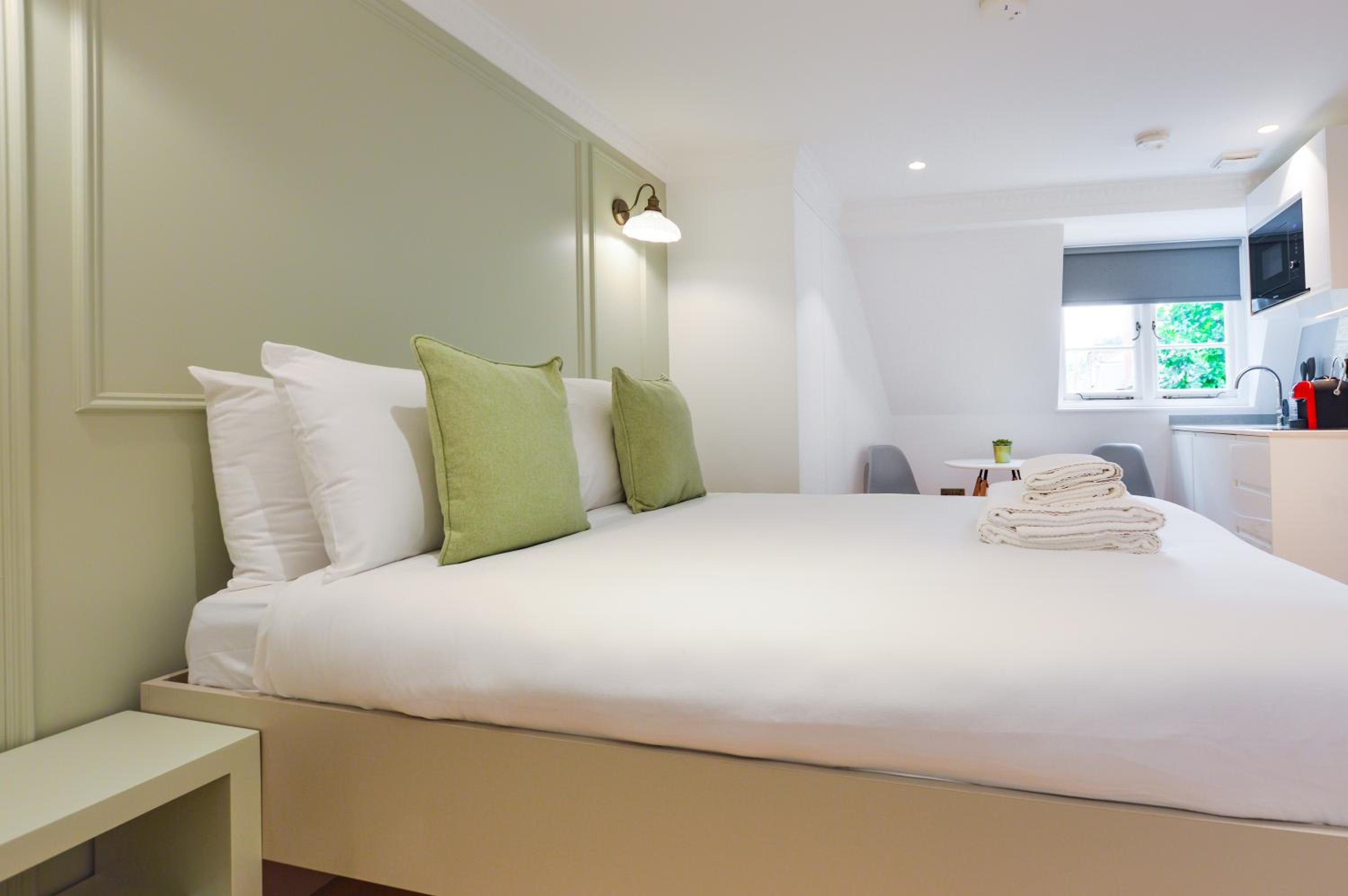 Leather Lane Concept Apartments