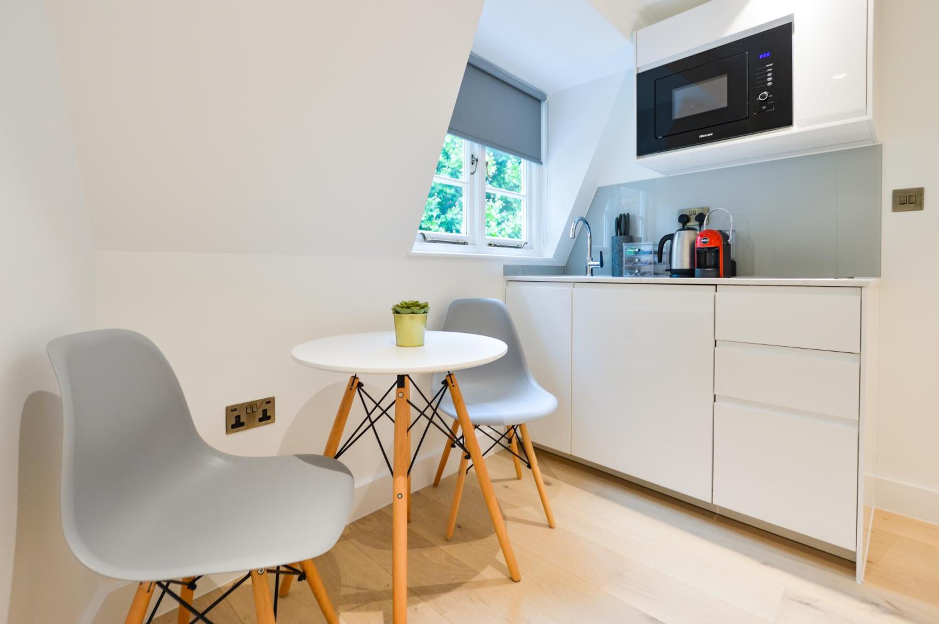 Leather Lane Concept Apartments