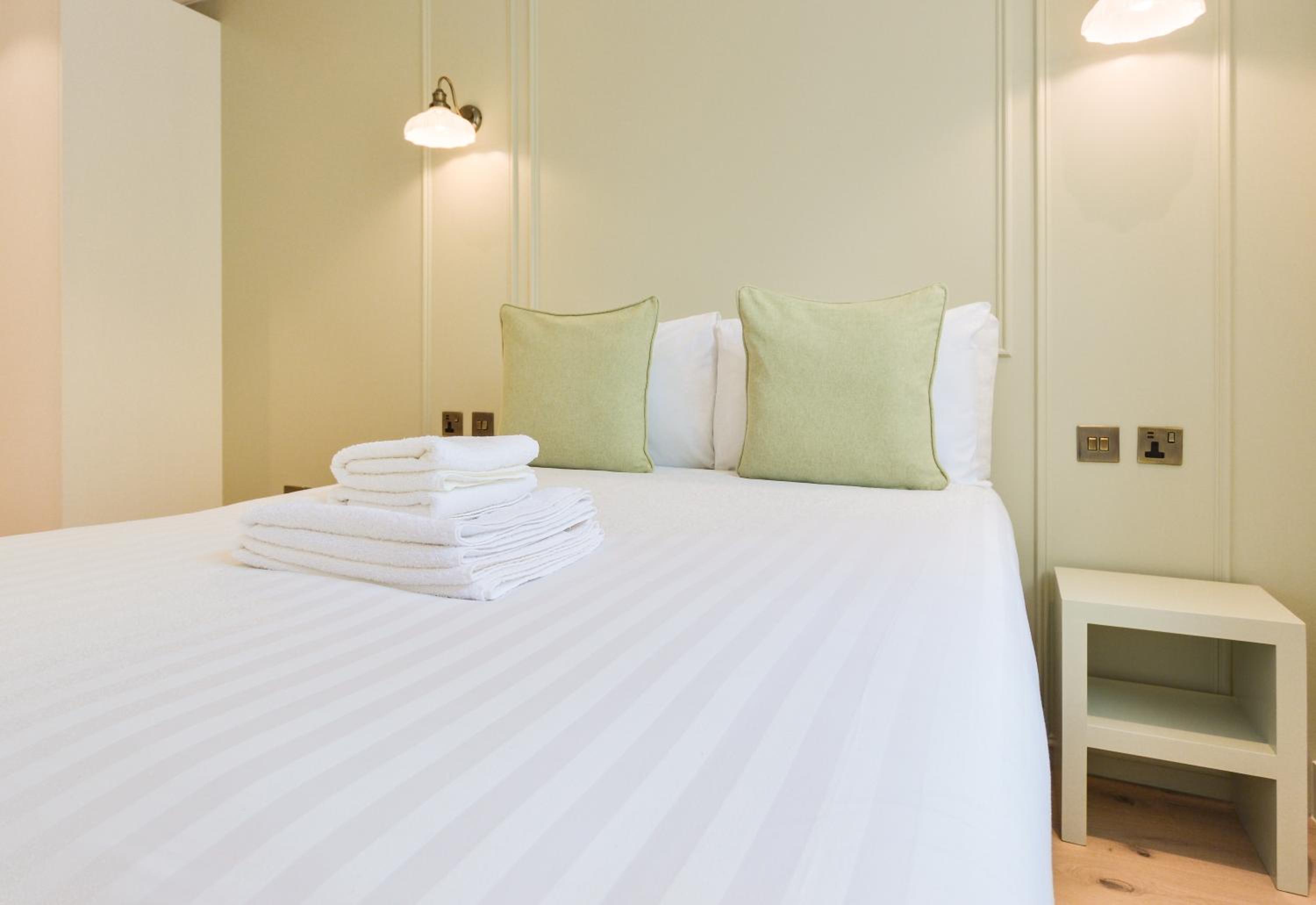 Leather Lane Concept Apartments