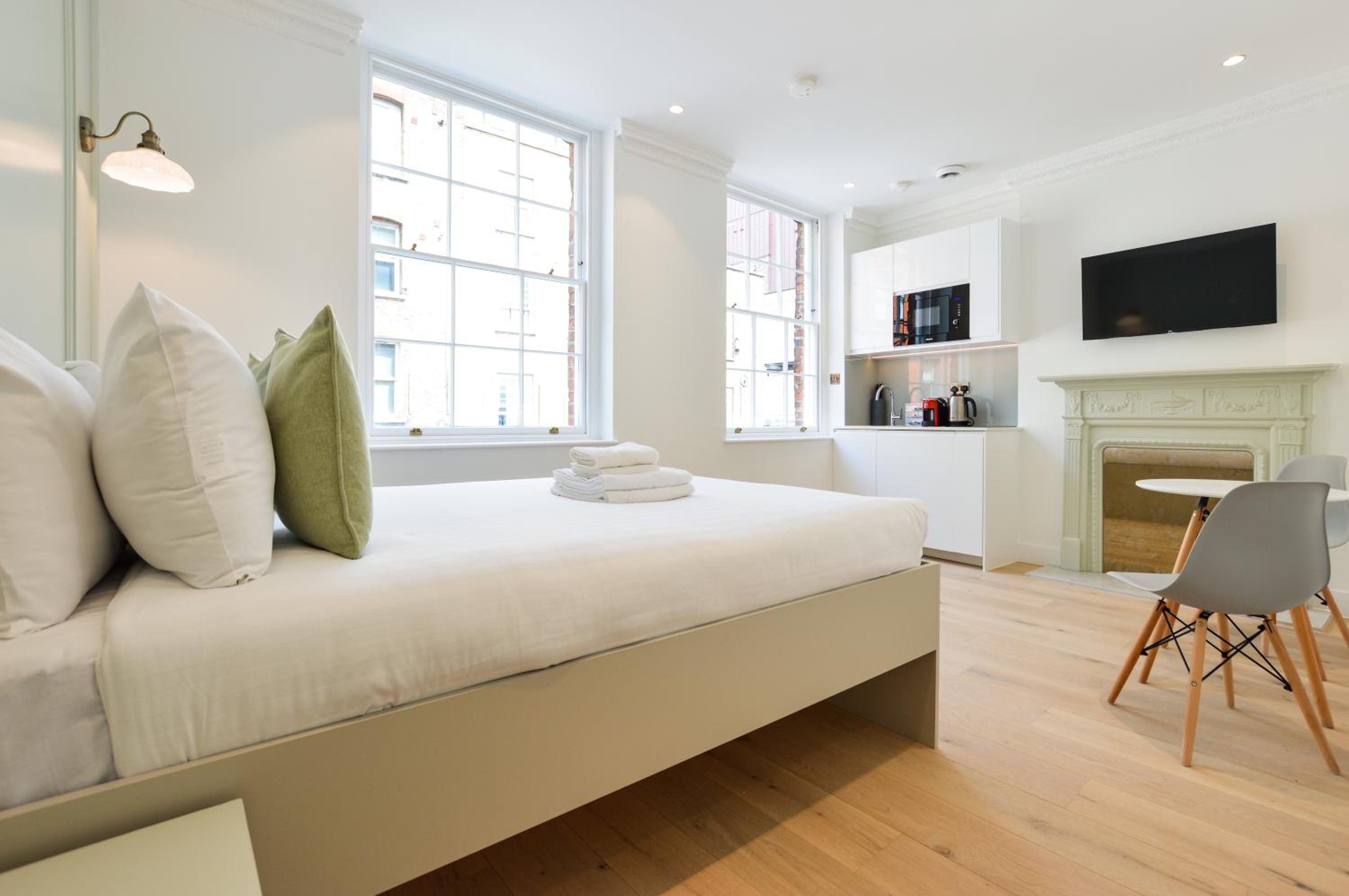 Leather Lane Concept Apartments