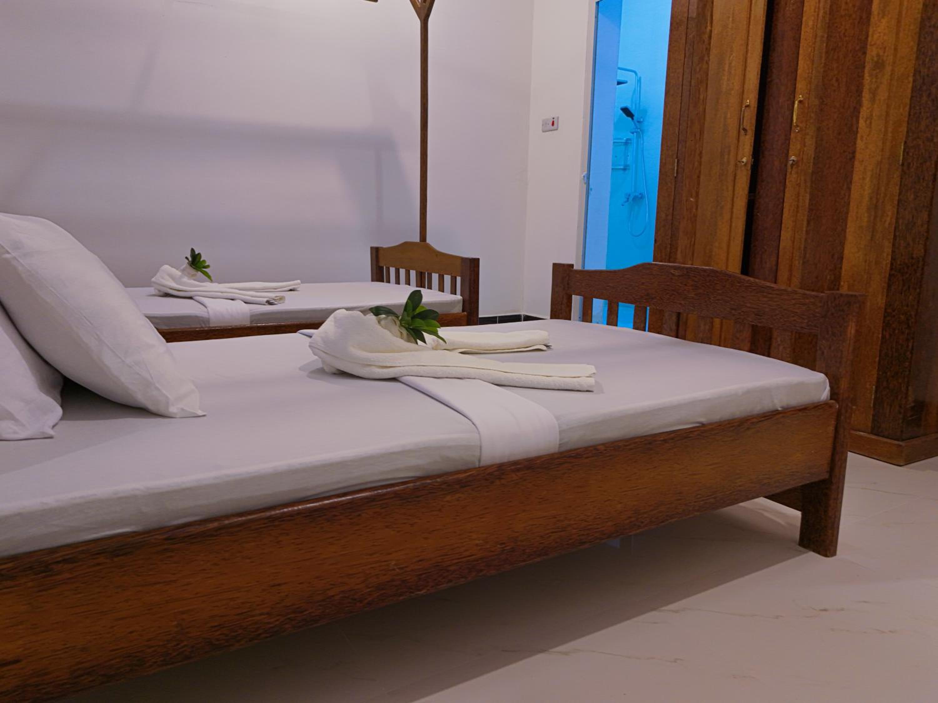 Oceanfront 2BR Zanzibar - Free Airport Shuttle