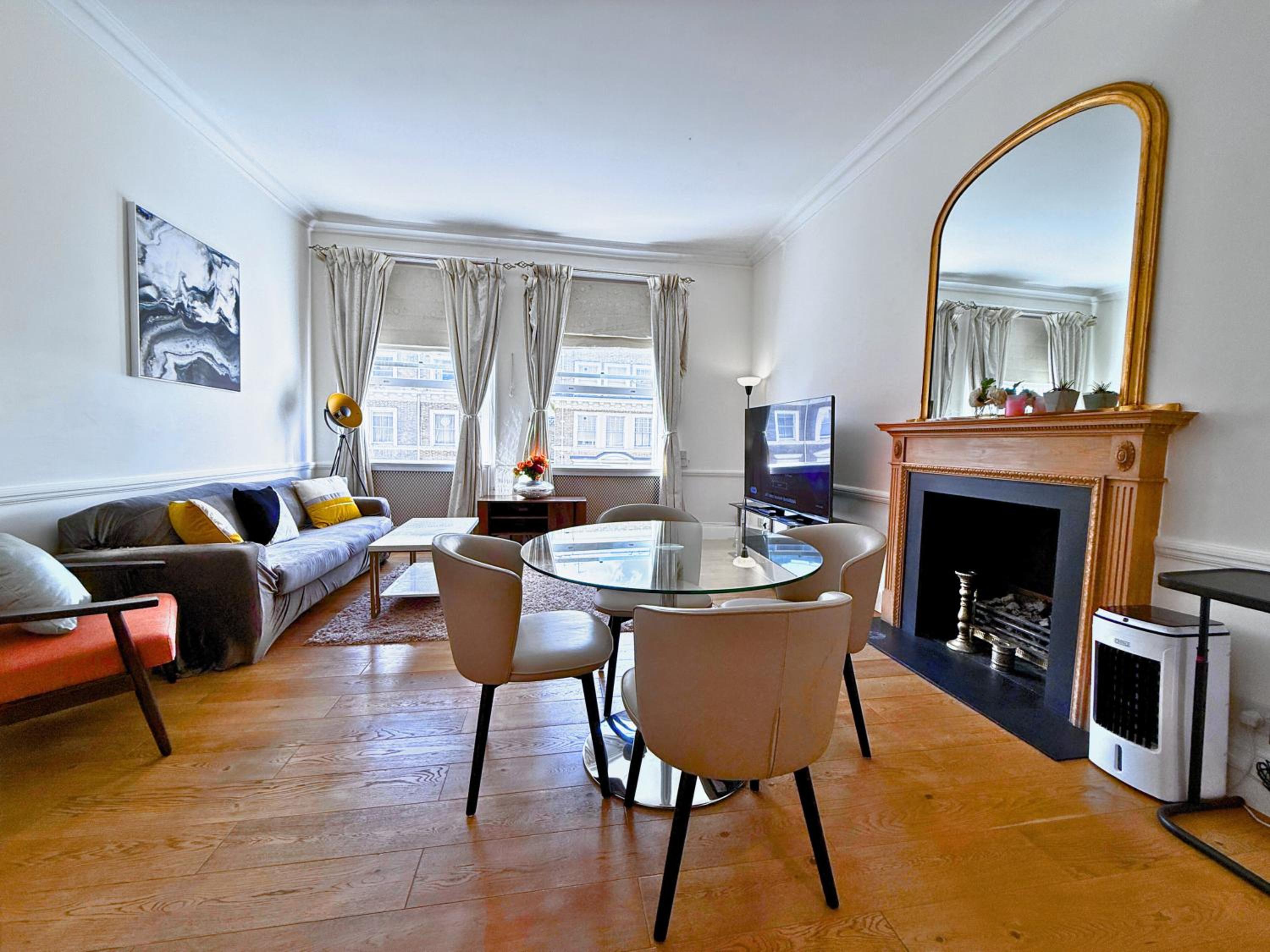 Knightsbridge & South Kensington, Private Garden Super King 2Beds 2Bath by Hyde Park & Royal Albert Hall