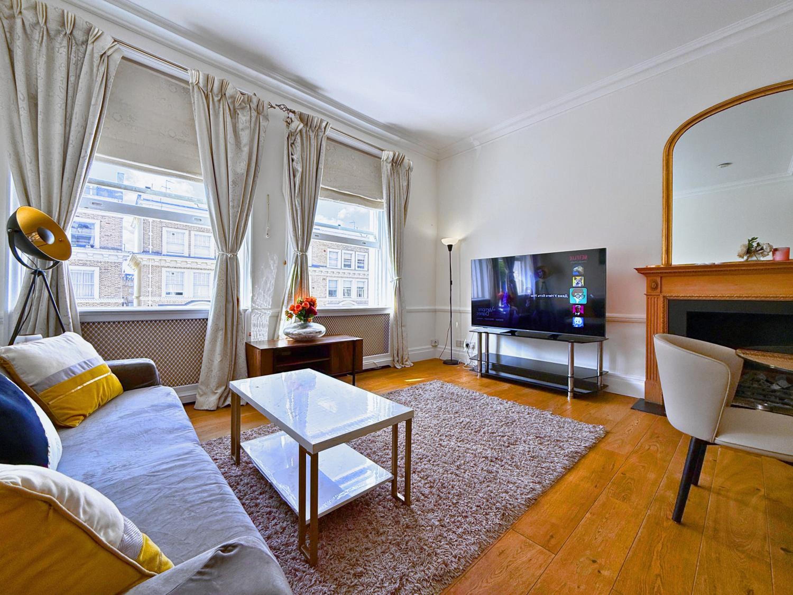 Knightsbridge & South Kensington, Private Garden Super King 2Beds 2Bath by Hyde Park & Royal Albert Hall