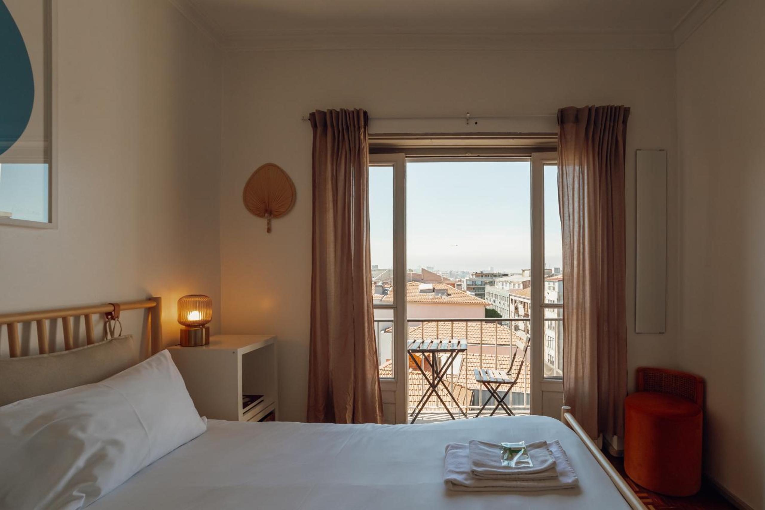 Santa Catarina Flat 2BD with Balcony by Vacationy