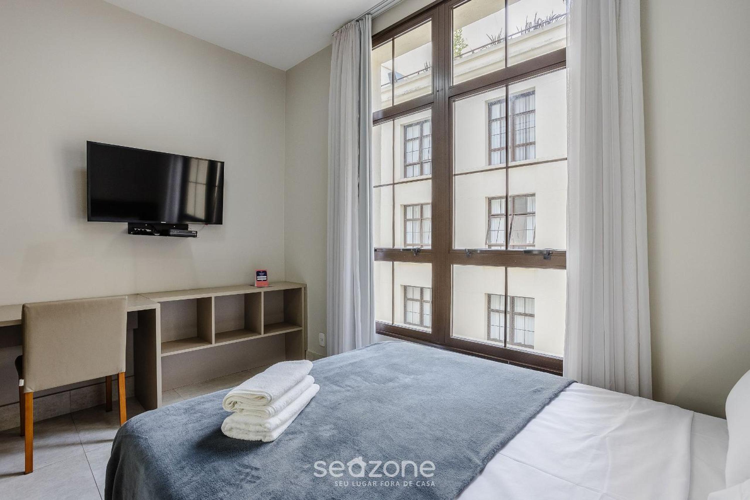 Modern studio 600m from Luz Station - JQP0521