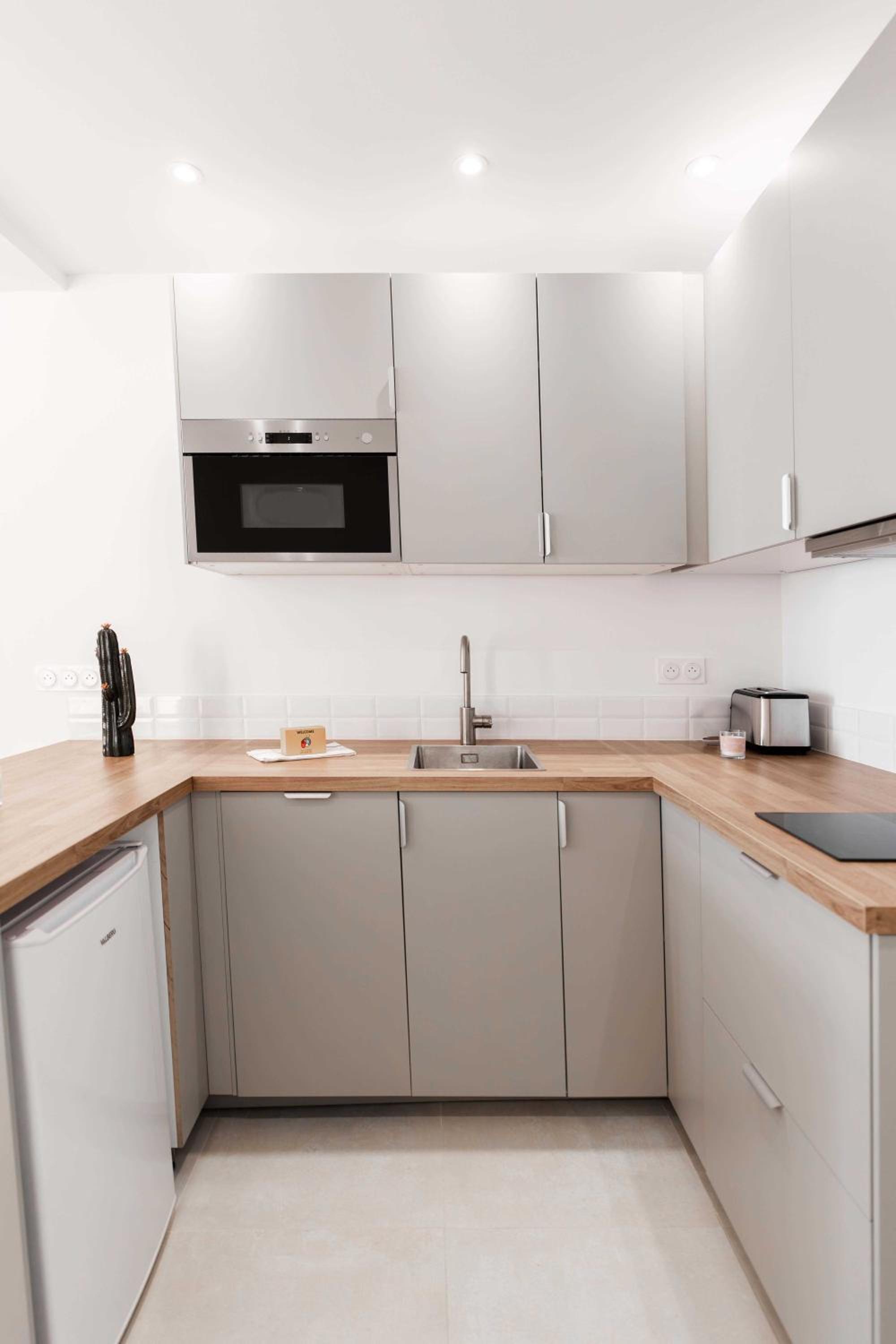 Charming studio - 2P - Sea view - Antibes