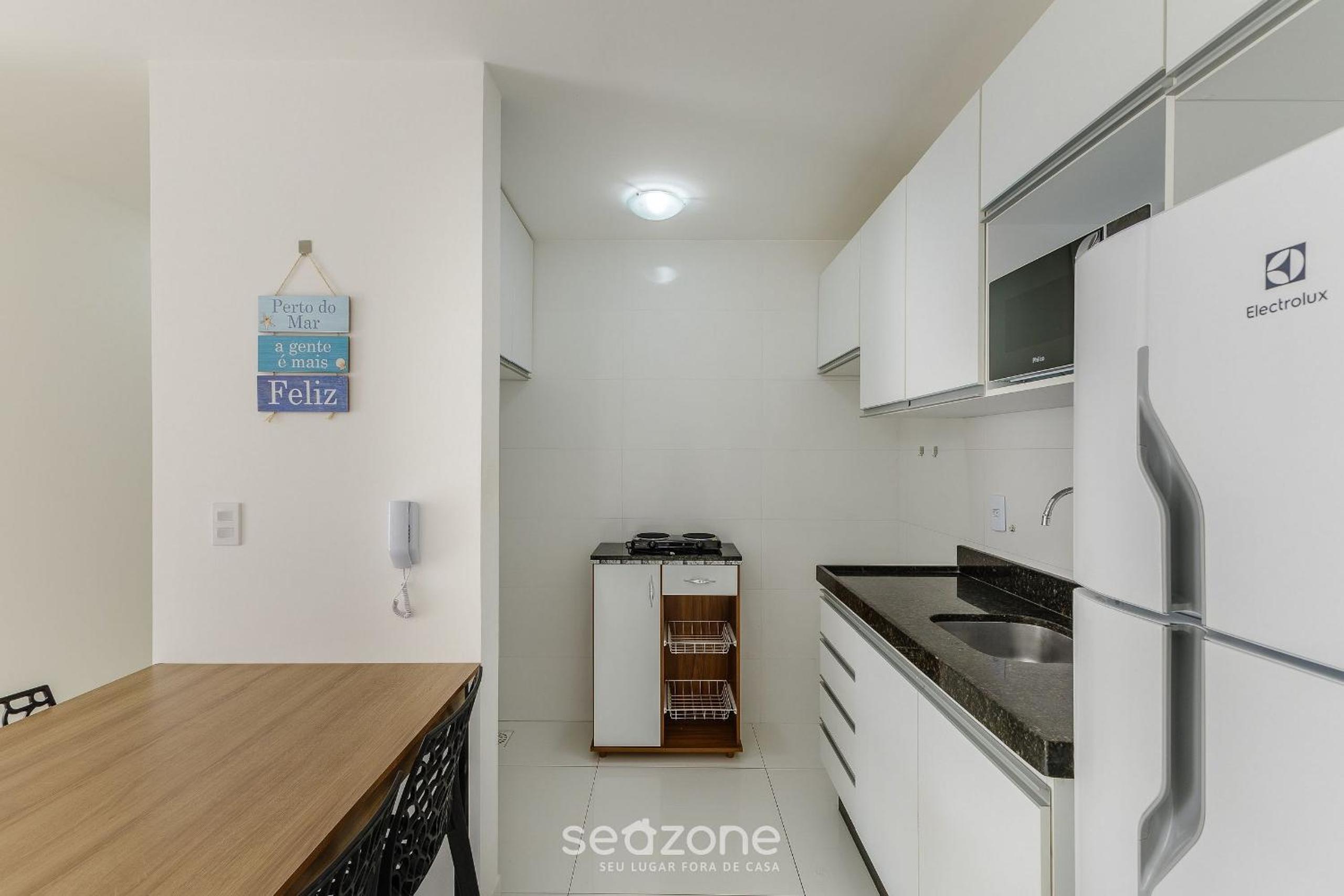 Fully equipped apartments in building 400m from the beach - PZO