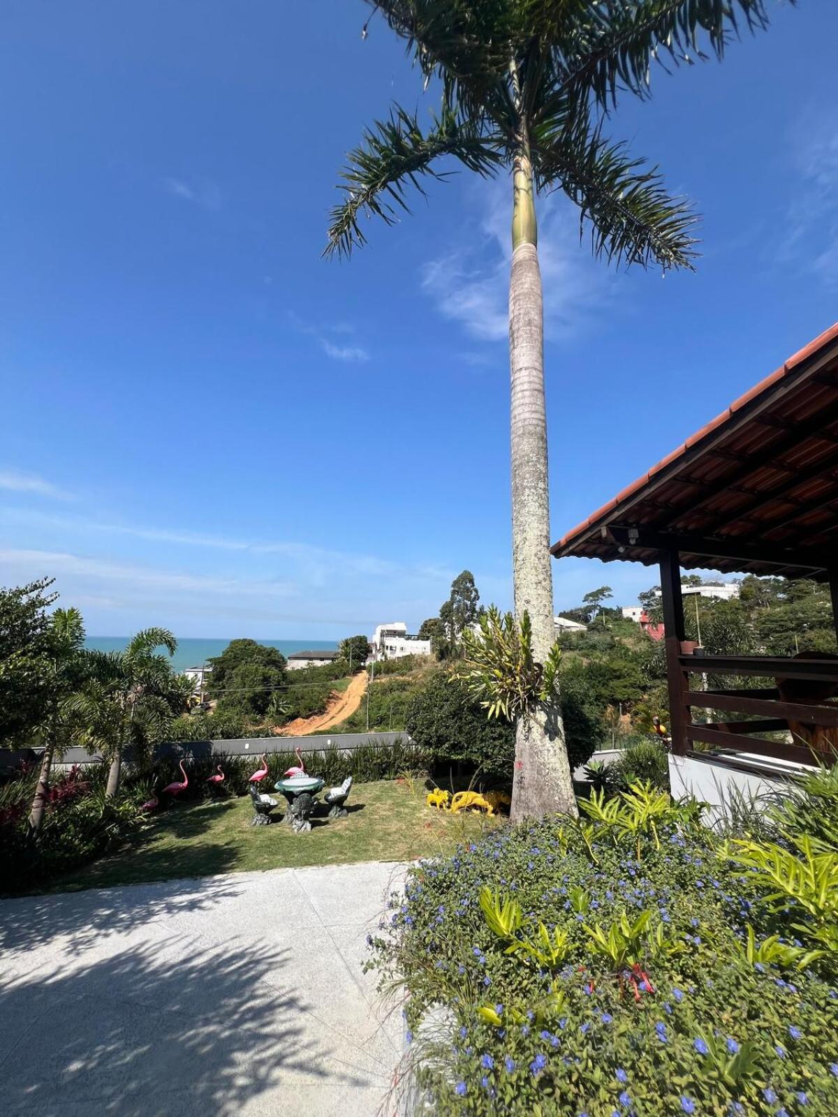 Chácara Vista para o Mar Piúma Próximo a Iriri até 23 pessoas com camping