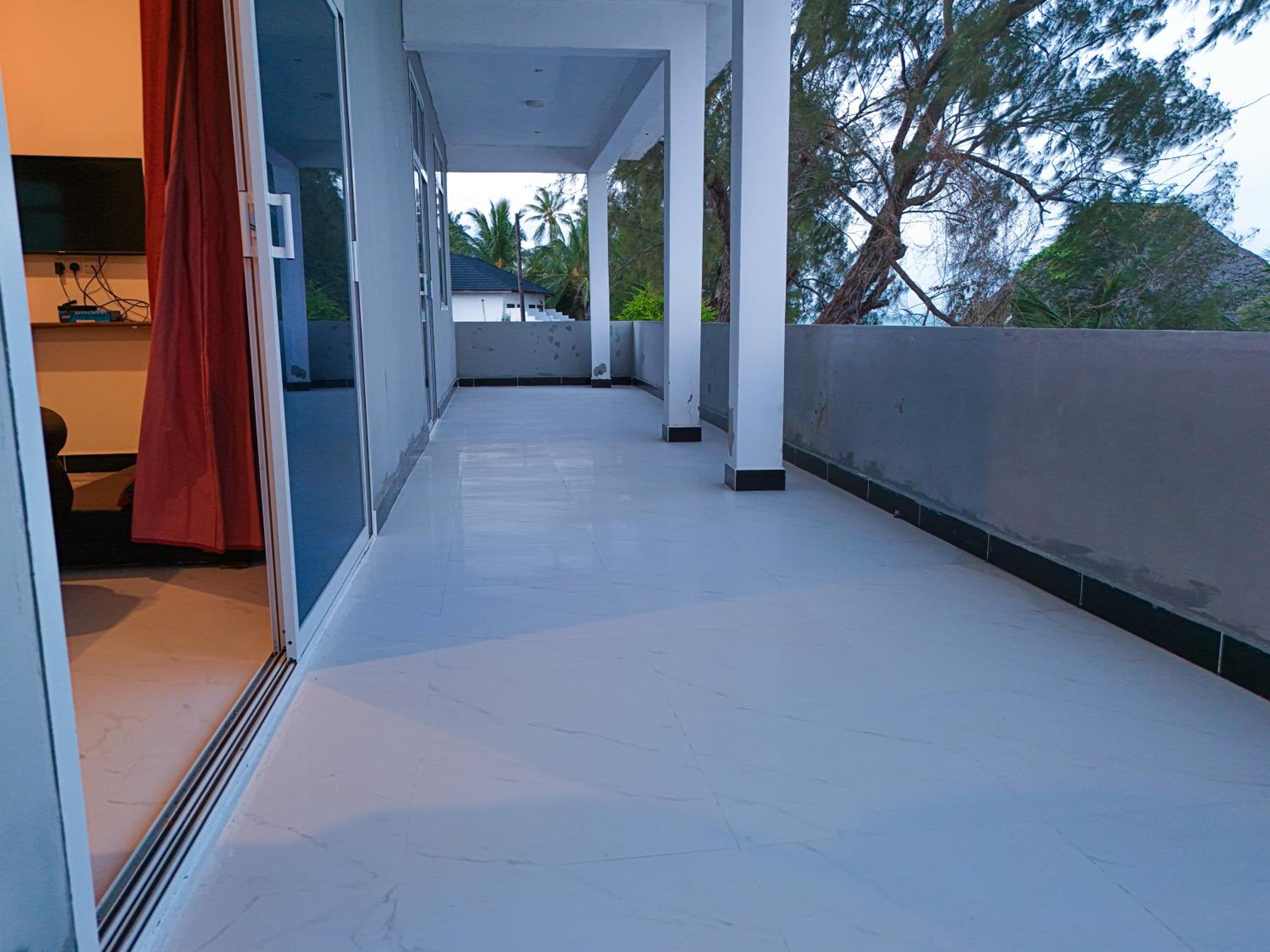 Oceanfront 2BR Zanzibar - Free Airport Shuttle