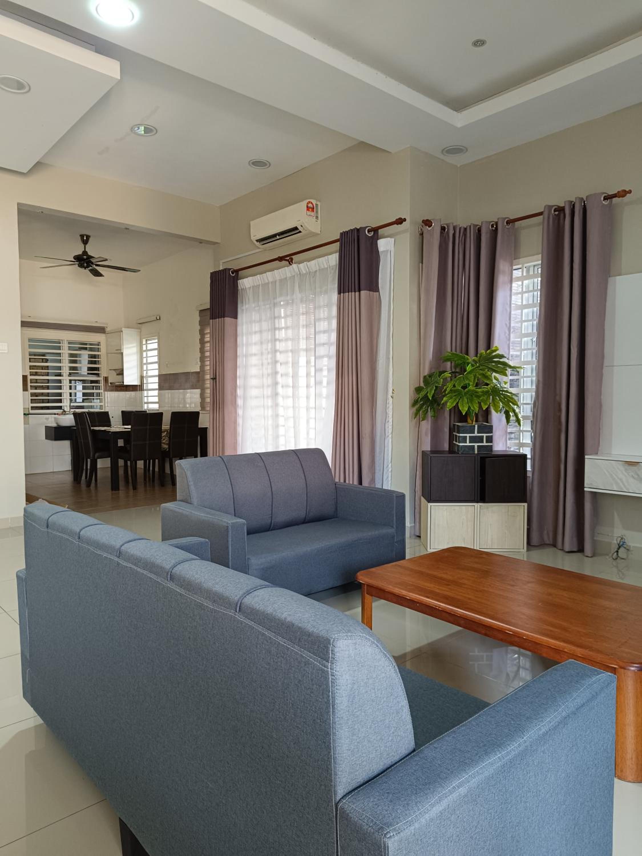 Ateh's Homestay KLIA