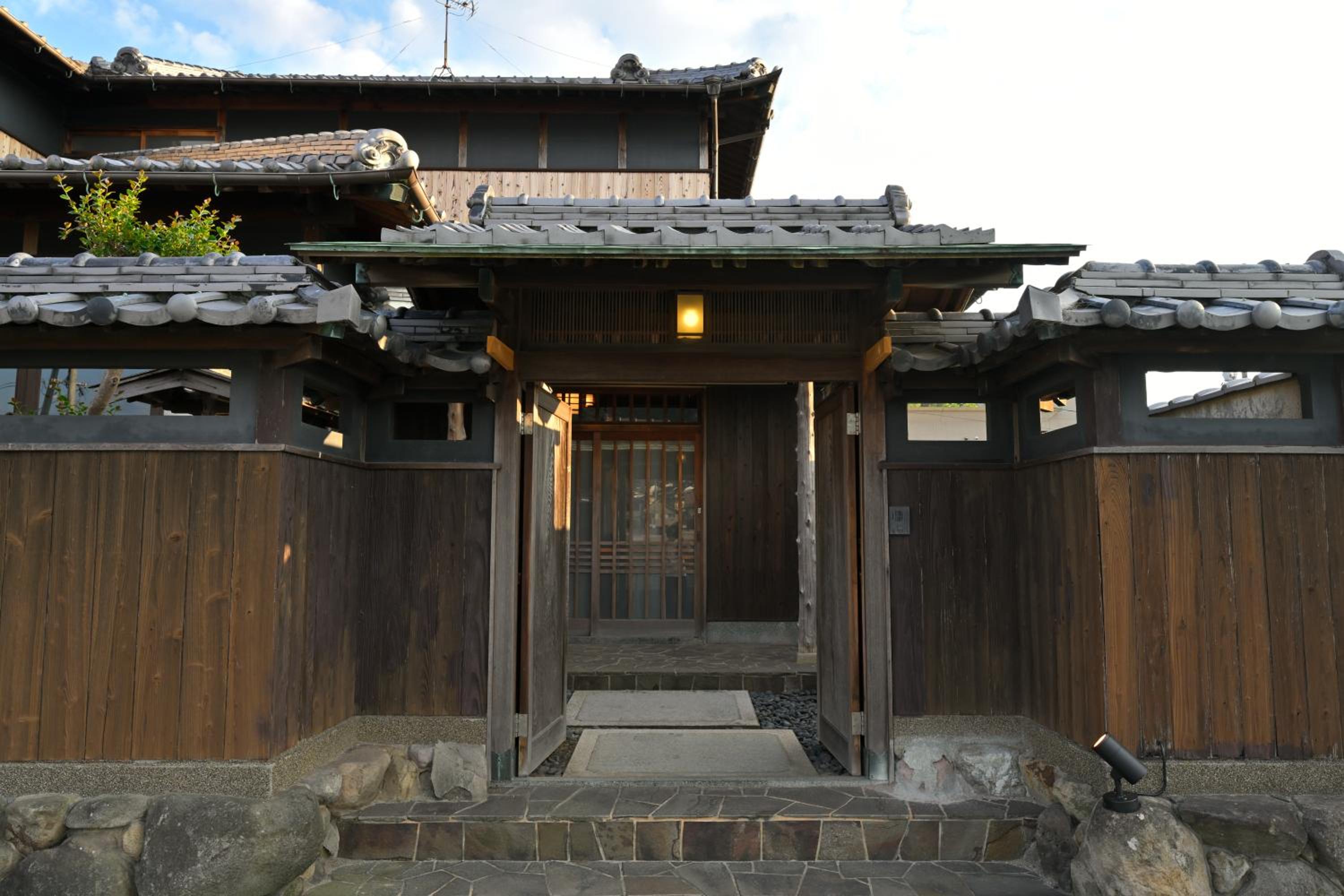 島宿栞