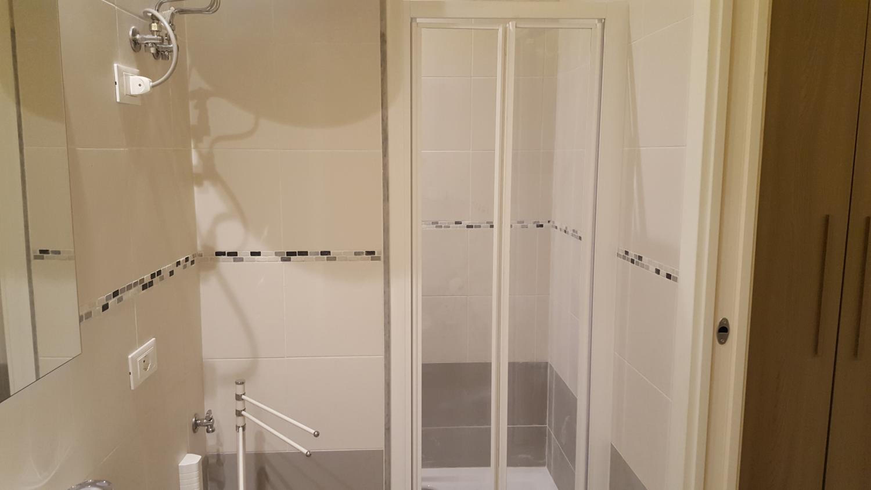 Ca Da Franchina en Riomaggiore — bathroom