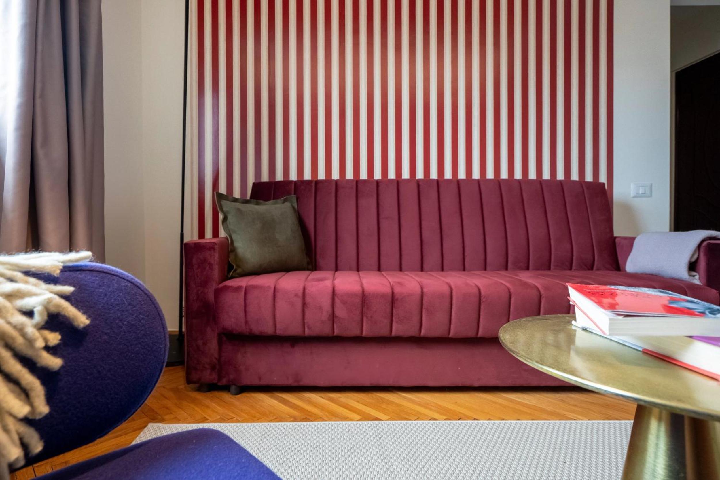 Quirky Top-Floor 1BR Nest in the Historic Center