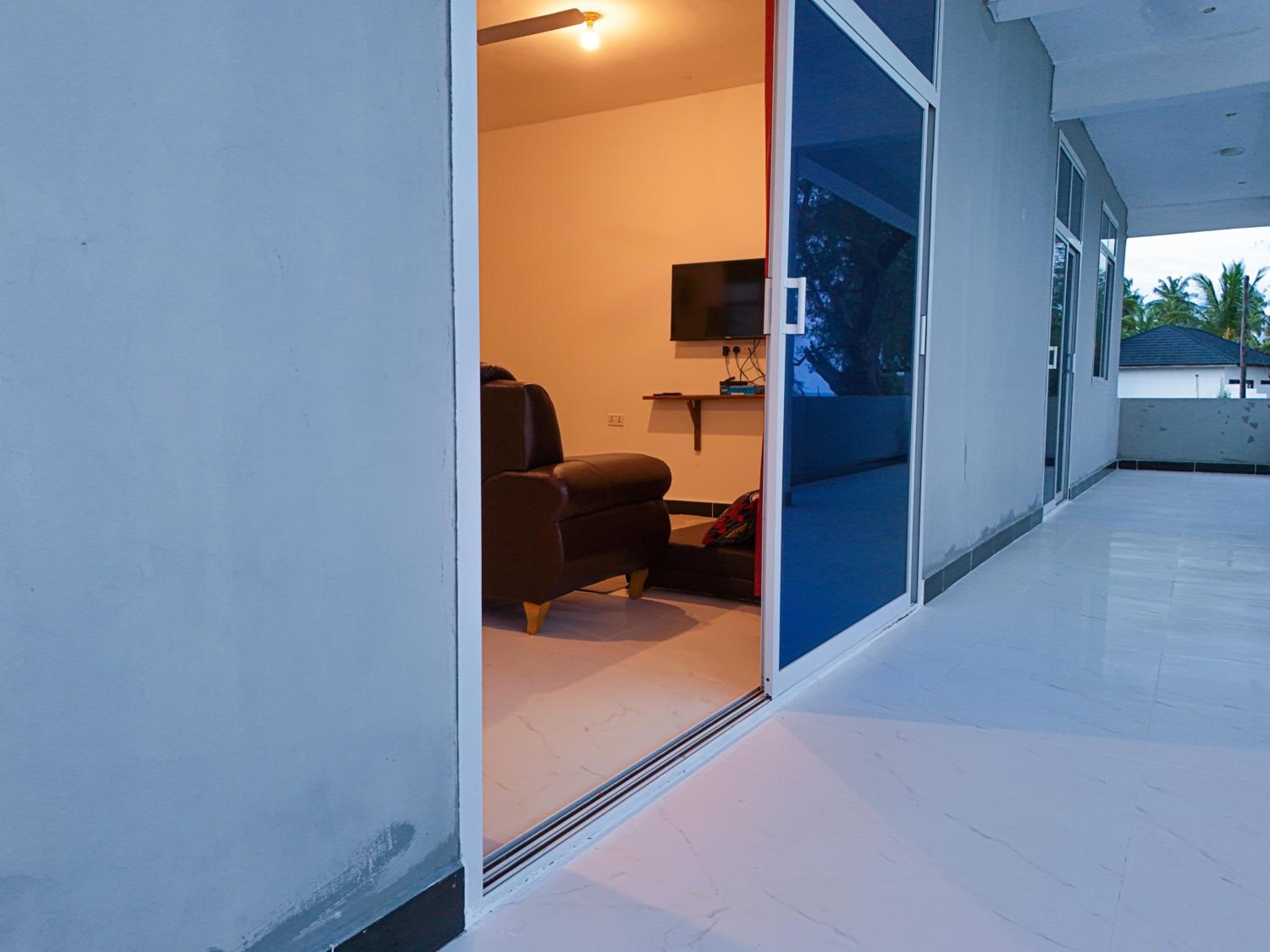 Oceanfront 2BR Zanzibar - Free Airport Shuttle