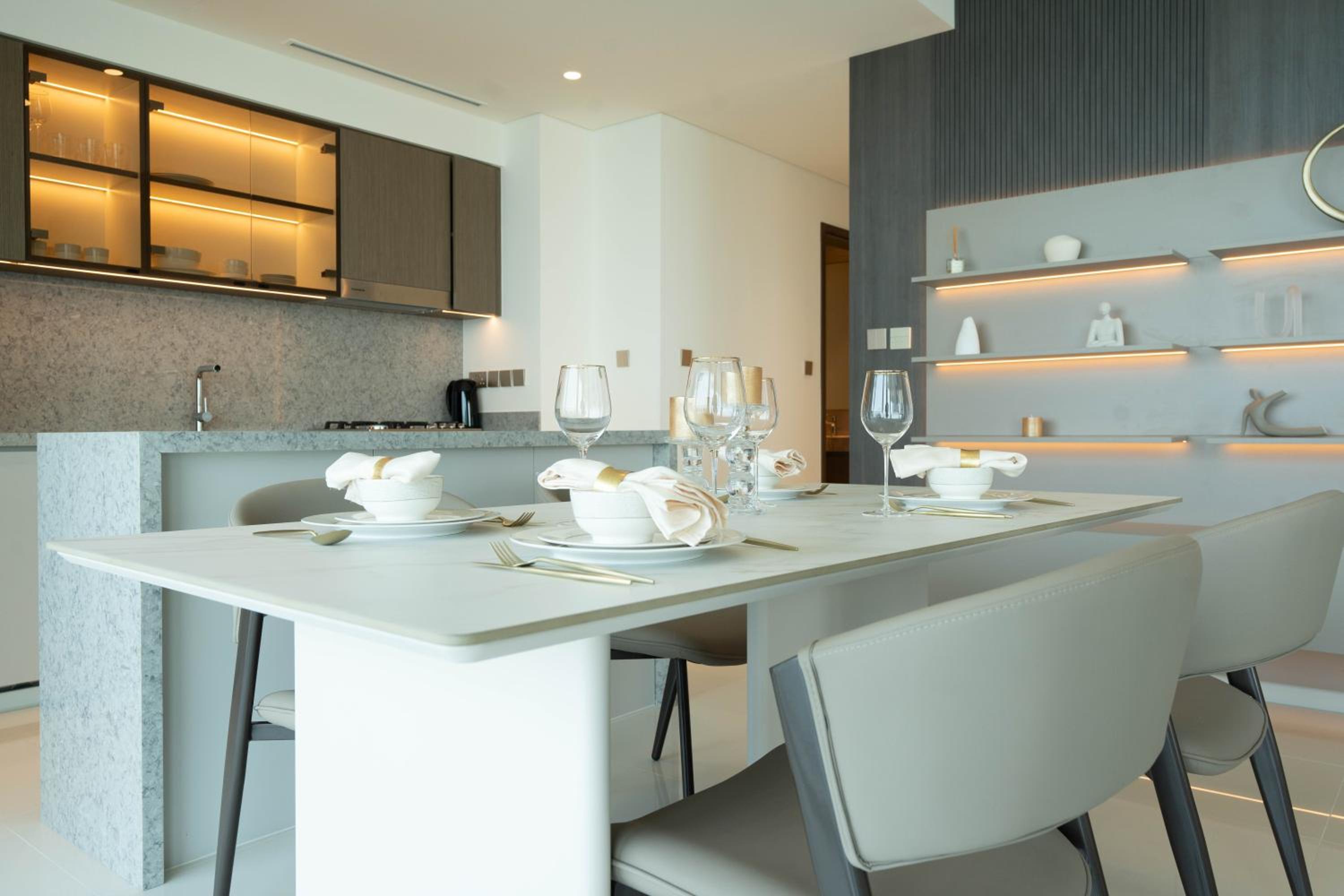 Keyrock - Emaar Beachfront Apartment with Sea & Palm Jumeirah Views