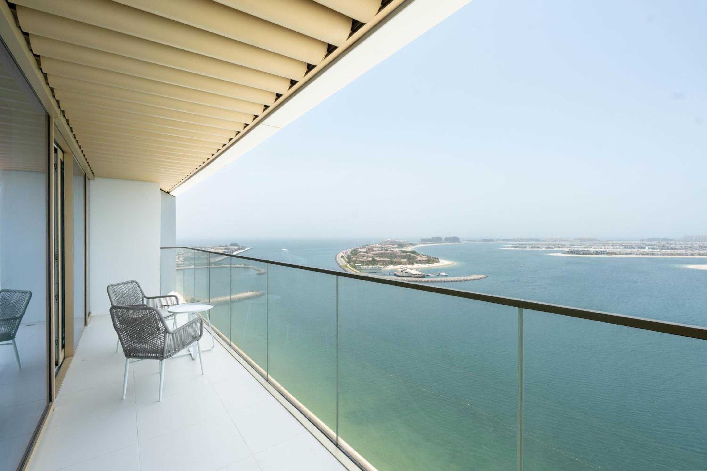 Keyrock - Emaar Beachfront Apartment with Sea & Palm Jumeirah Views