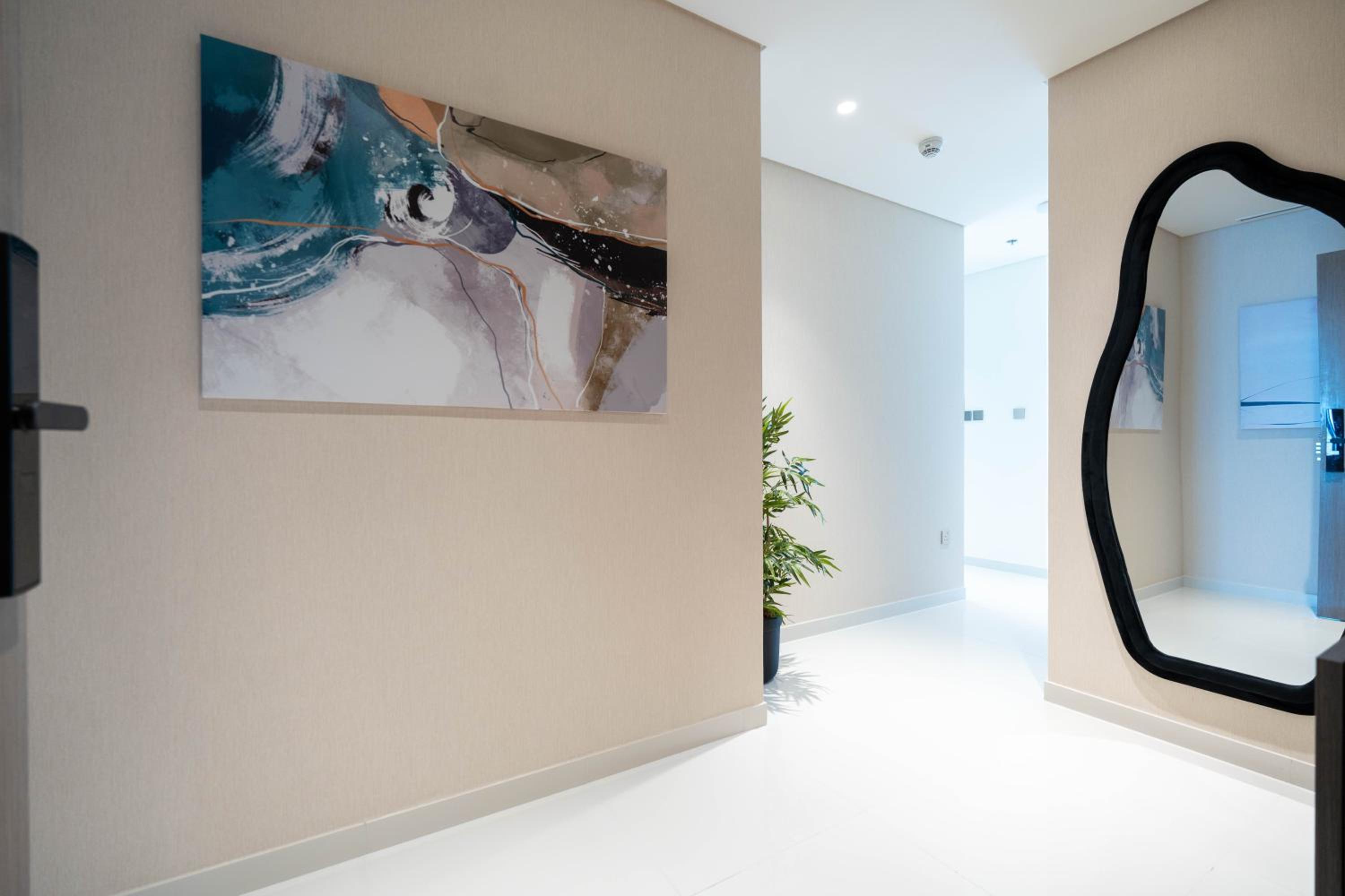 Keyrock - Emaar Beachfront Apartment with Sea & Palm Jumeirah Views