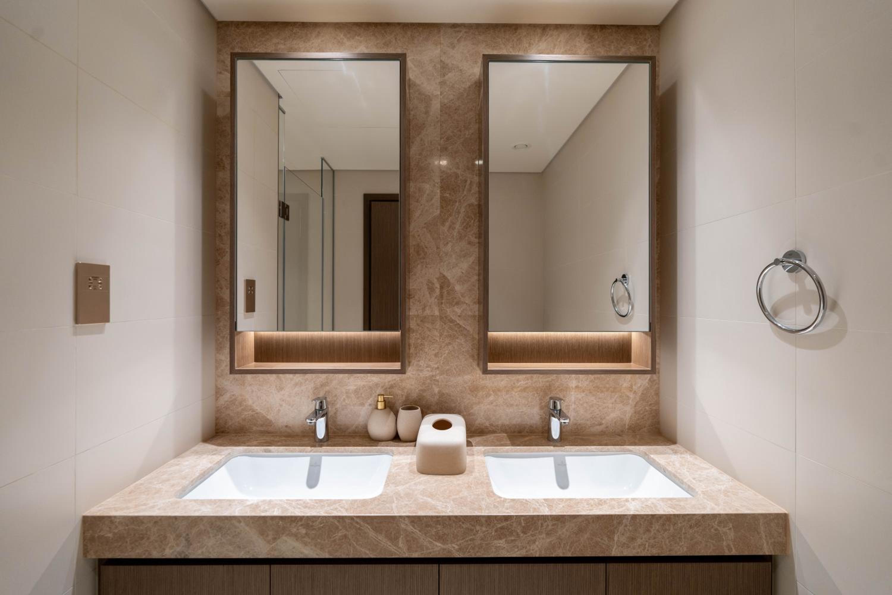 Keyrock - Emaar Beachfront Apartment with Sea & Palm Jumeirah Views