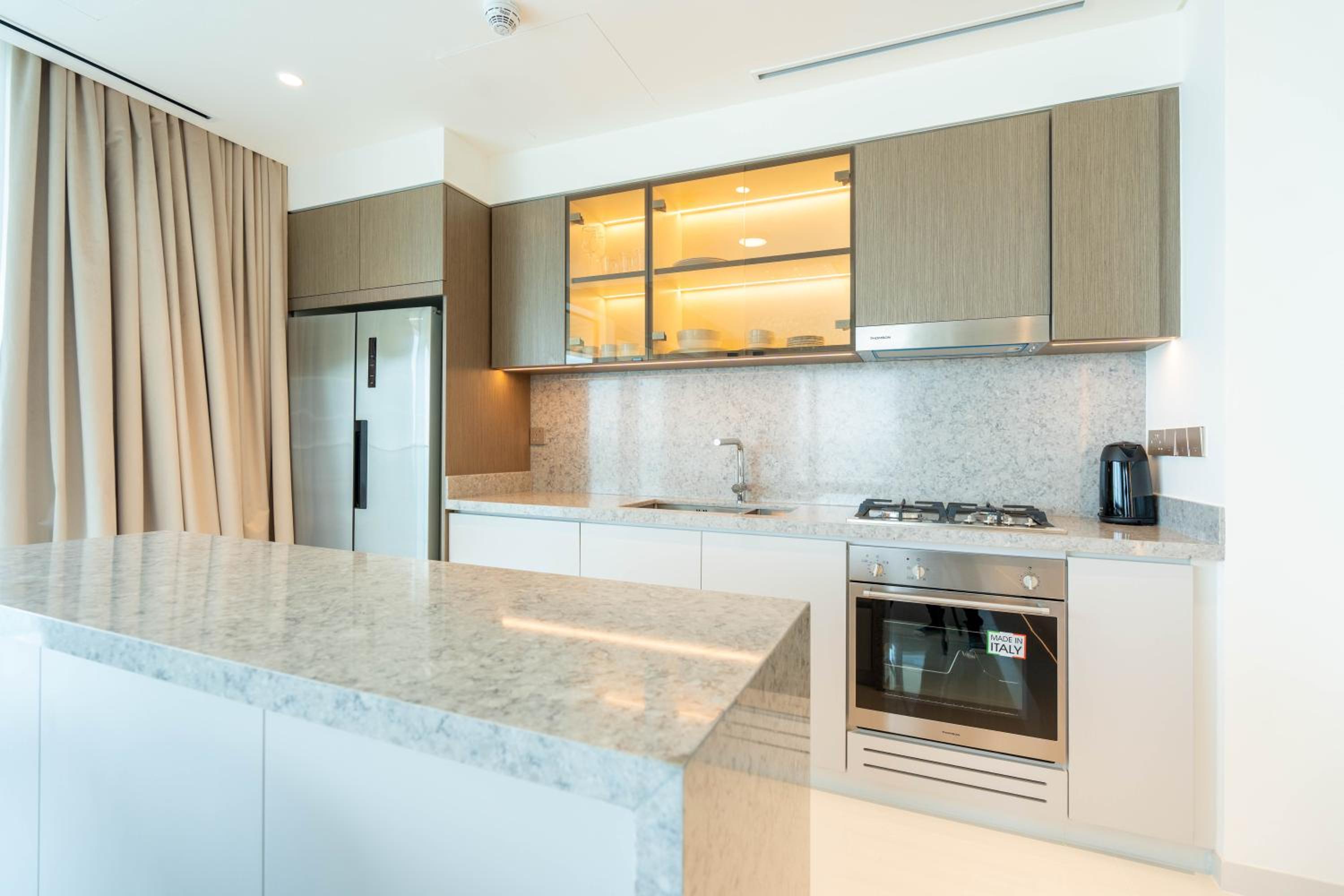 Keyrock - Emaar Beachfront Apartment with Sea & Palm Jumeirah Views