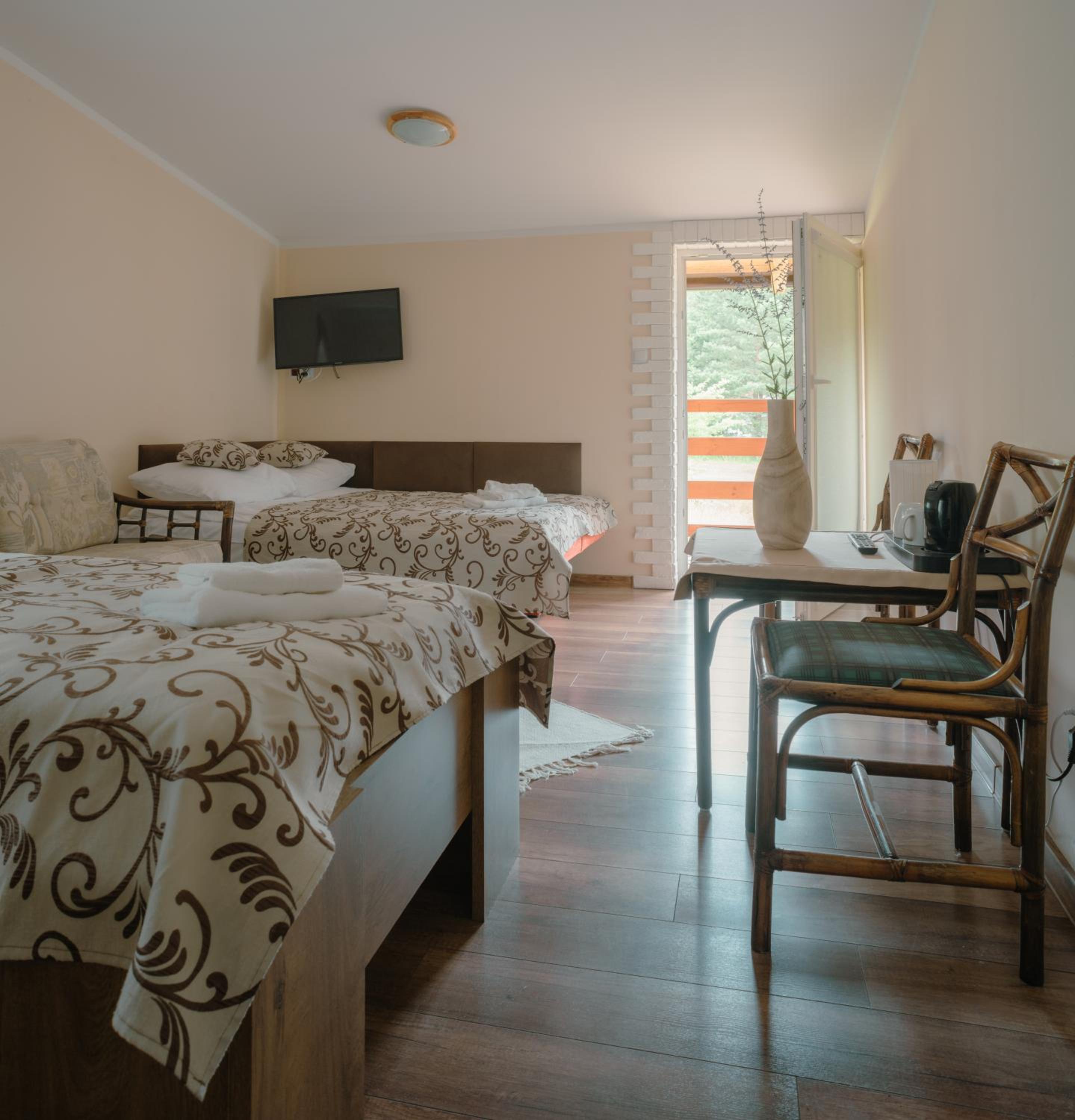 Photo 44