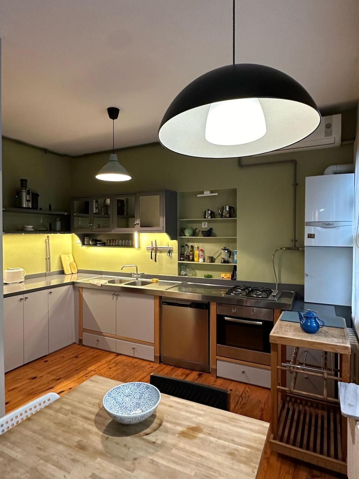 3 Bedroom, 2 Bathroom Fully Equipped House