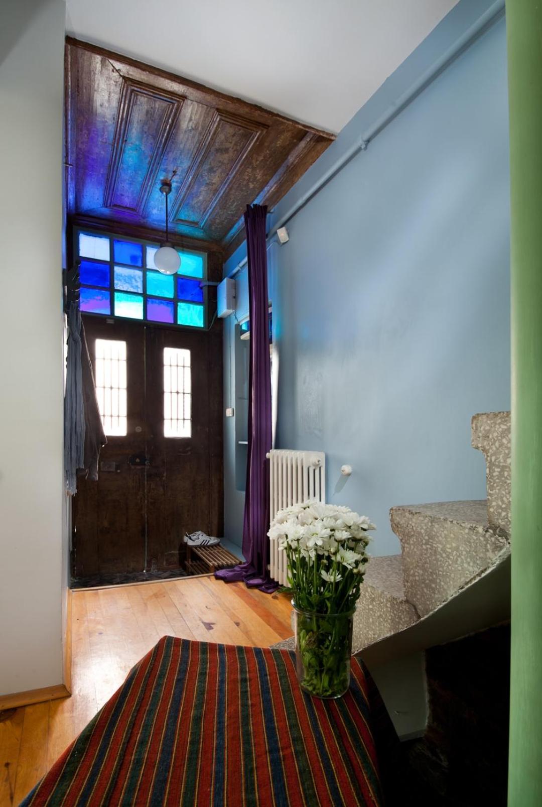 3 Bedroom, 2 Bathroom Fully Equipped House