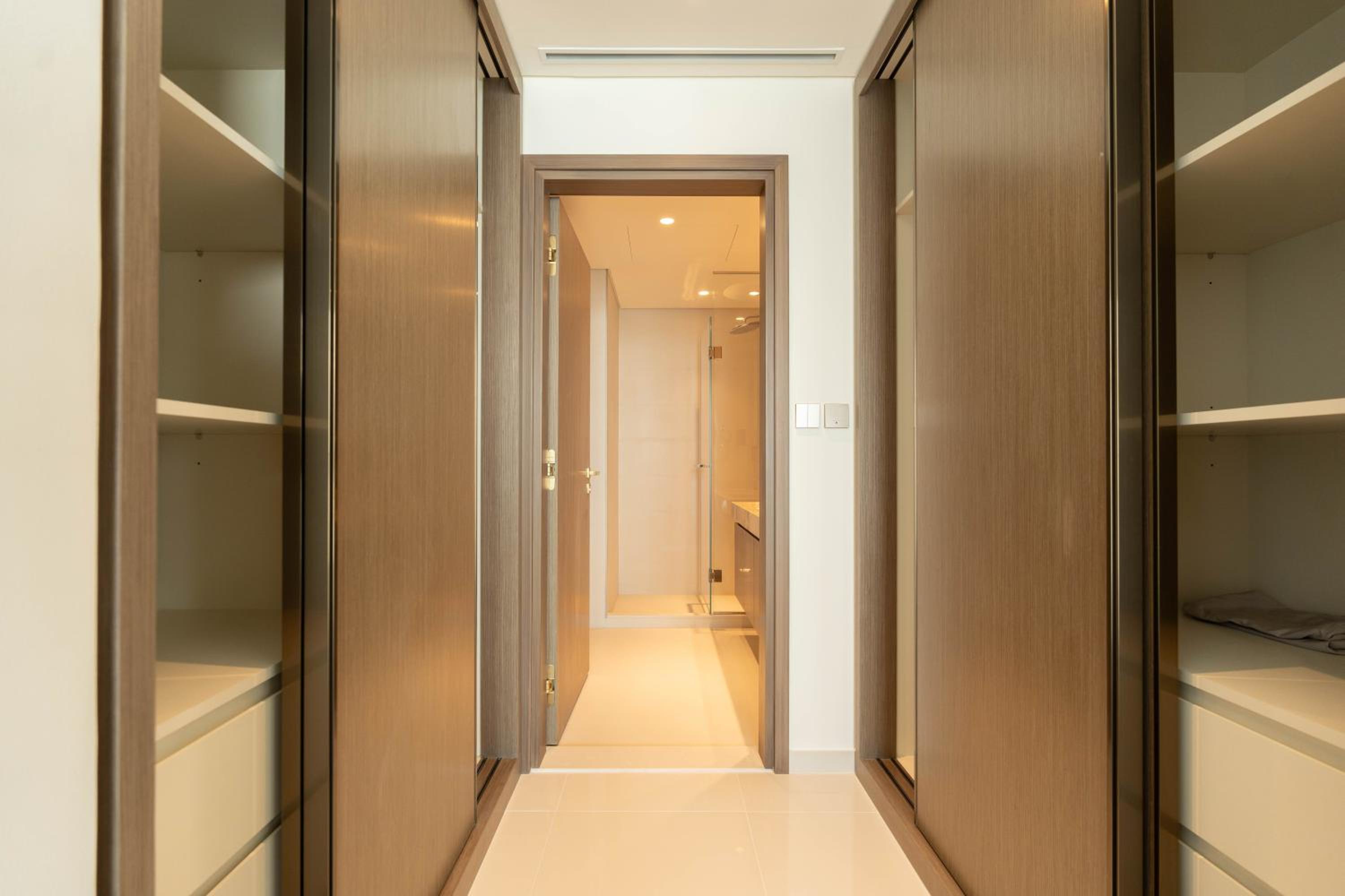 KeyRock - Dreamy Stay with Palm View - Emaar Beach