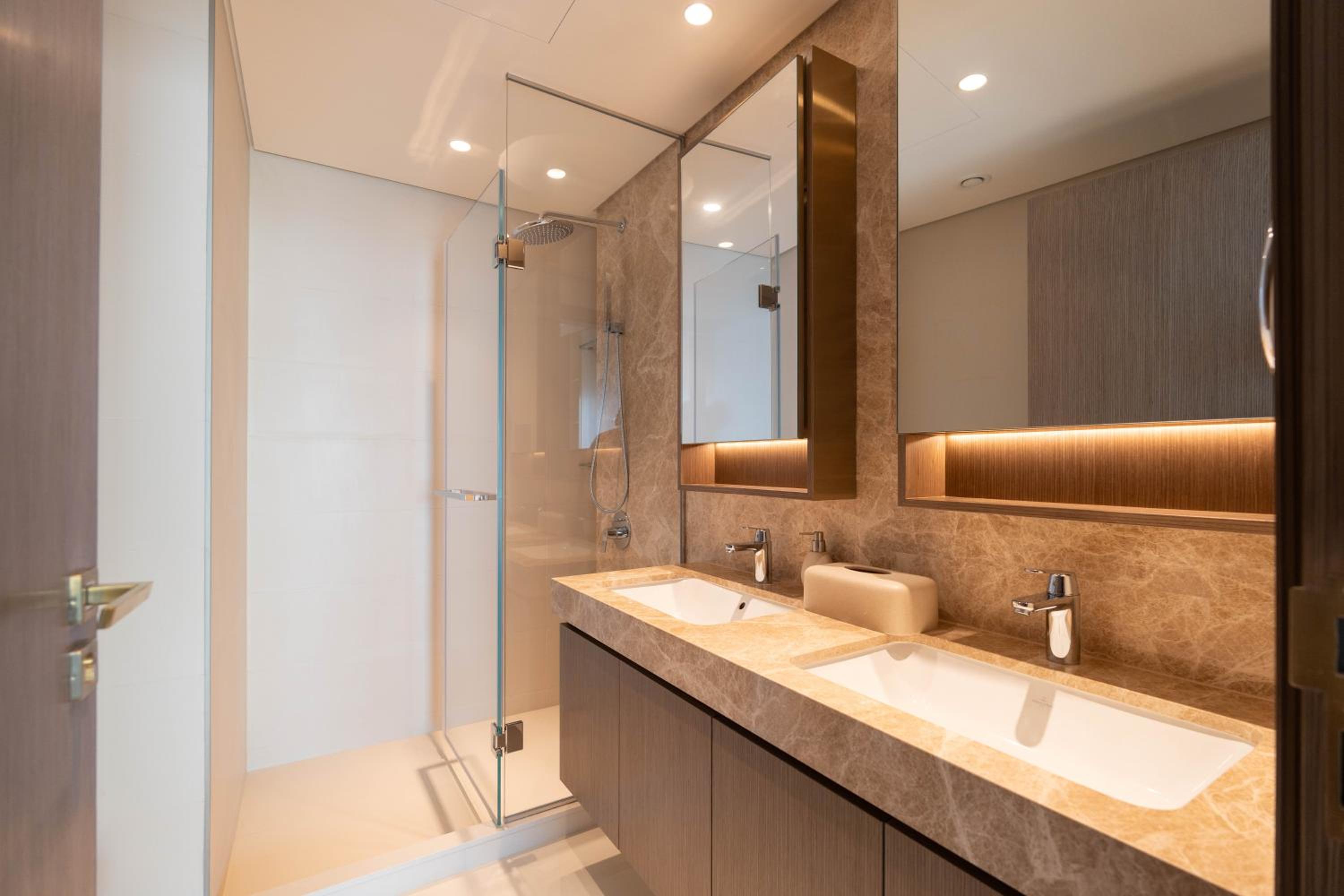 KeyRock - Dreamy Stay with Palm View - Emaar Beach