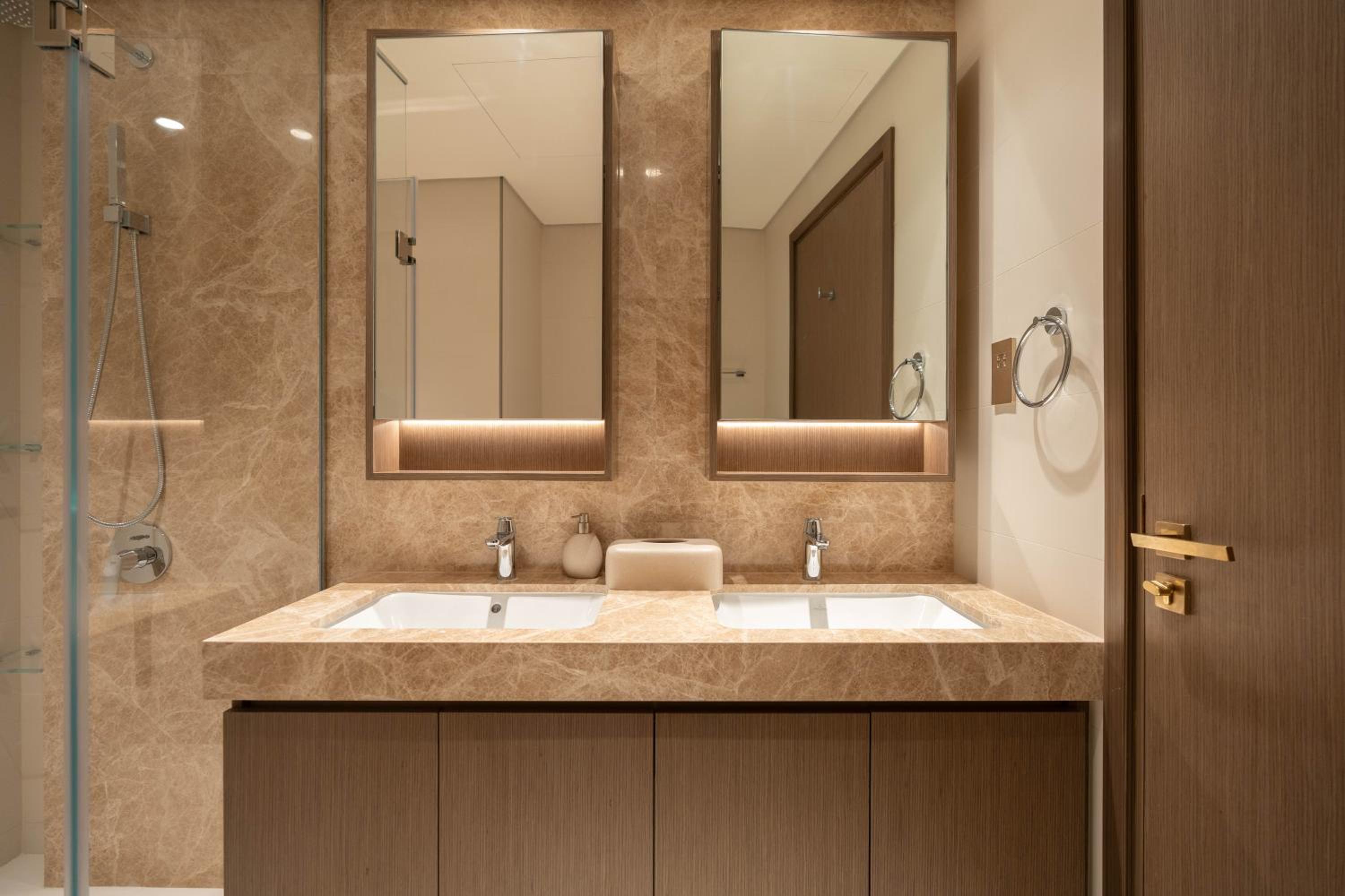 KeyRock - Dreamy Stay with Palm View - Emaar Beach