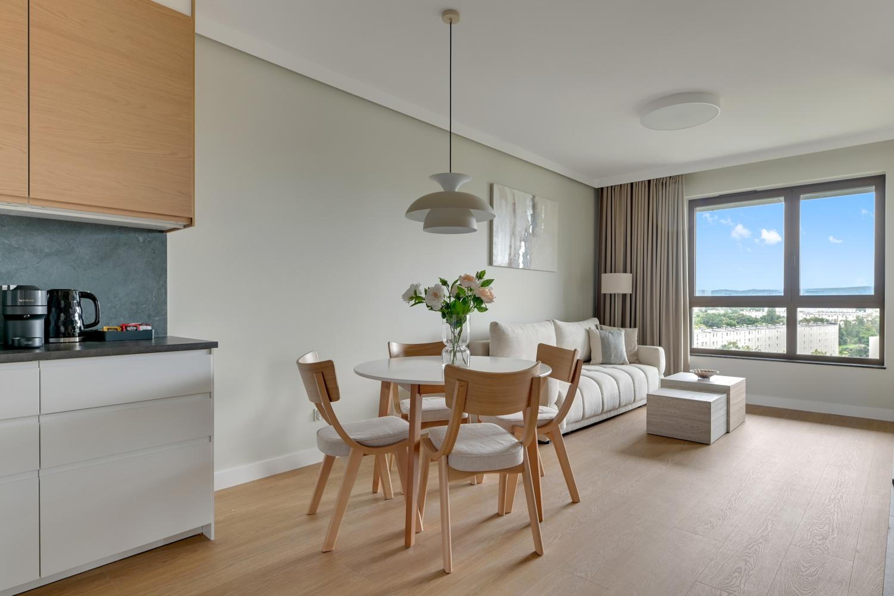 Bulvar & Parking by Downtown Apartments