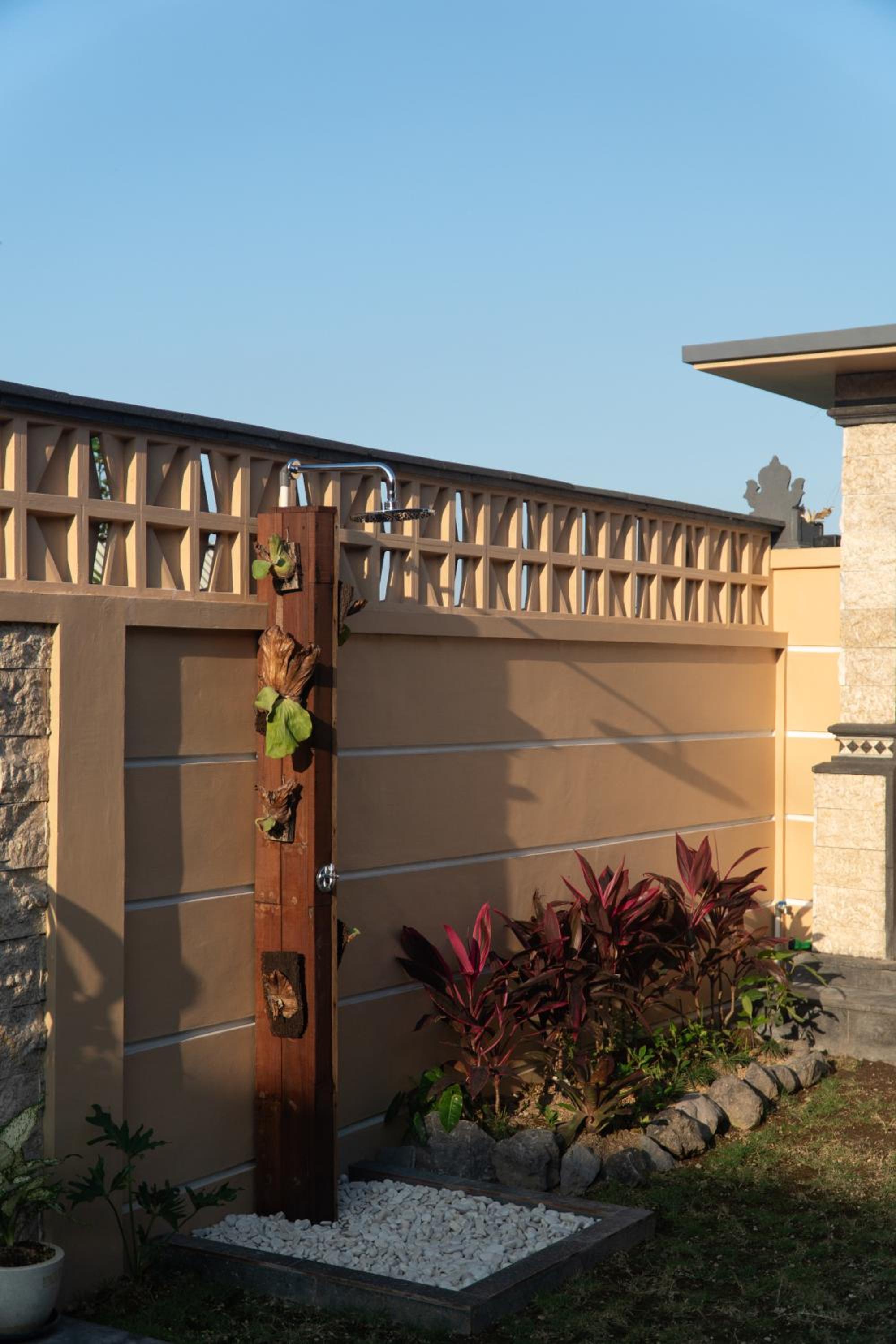 Sundari Bali Guest House