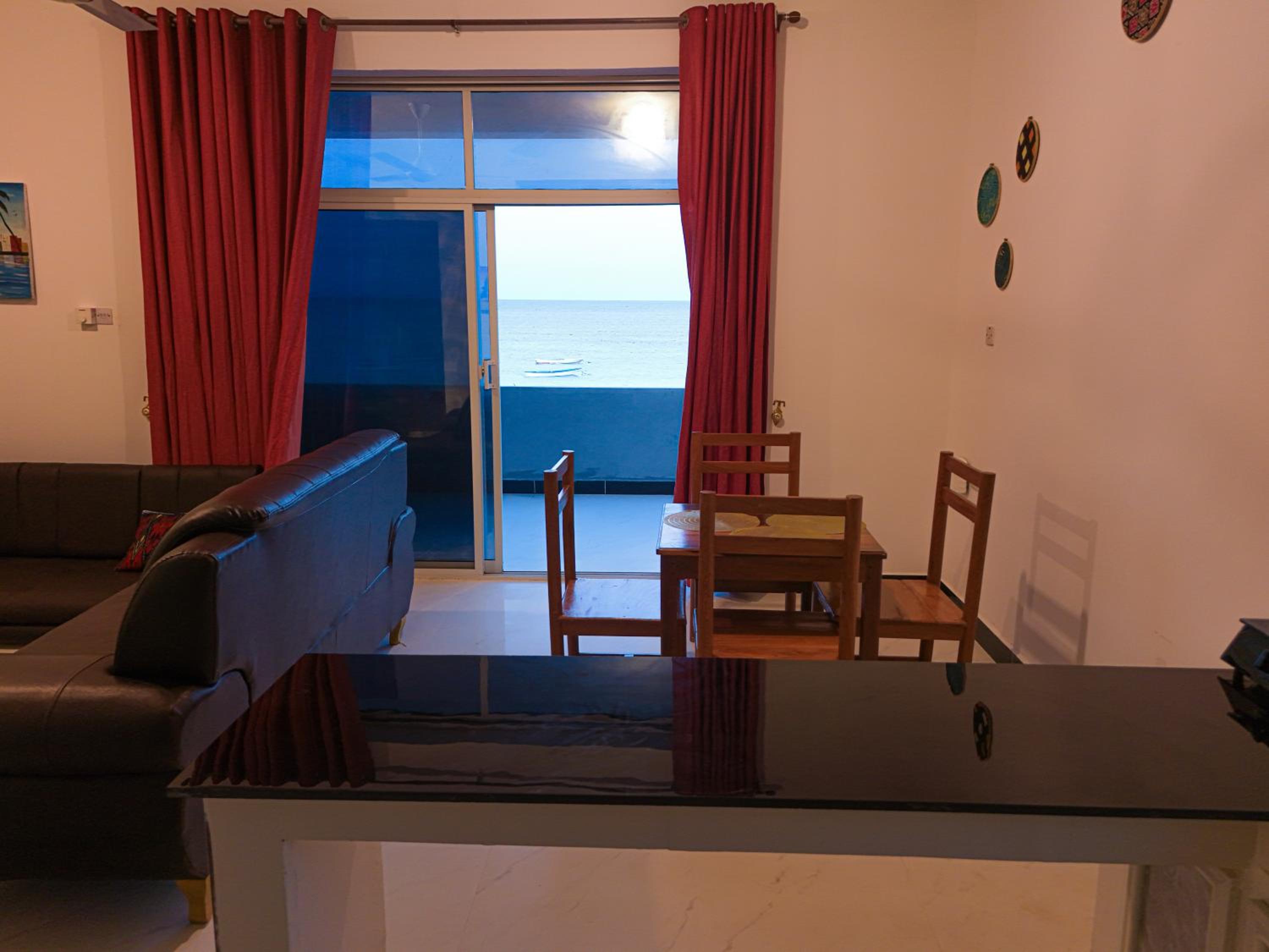 Oceanfront 2BR Zanzibar - Free Airport Shuttle