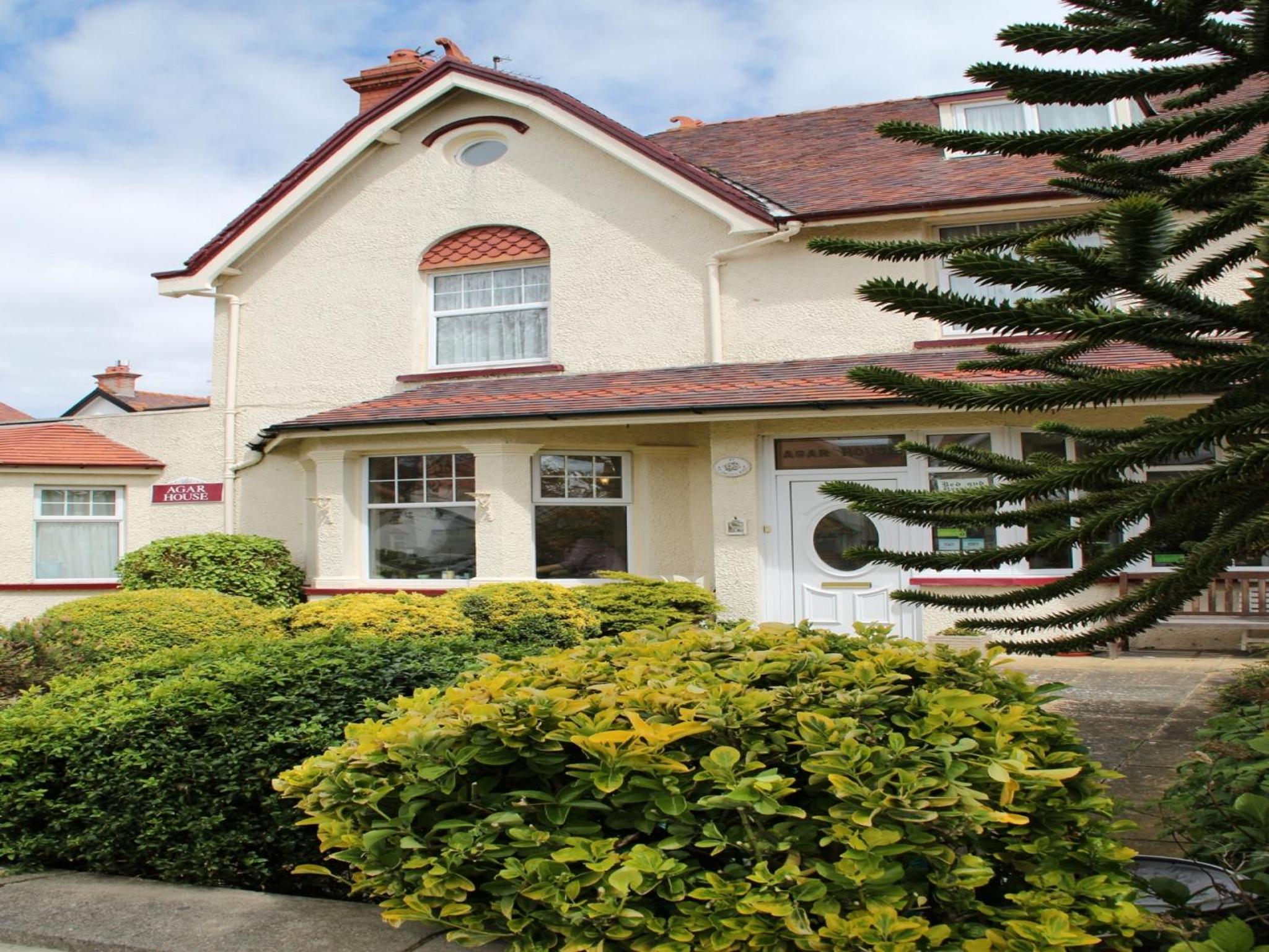 Agar House